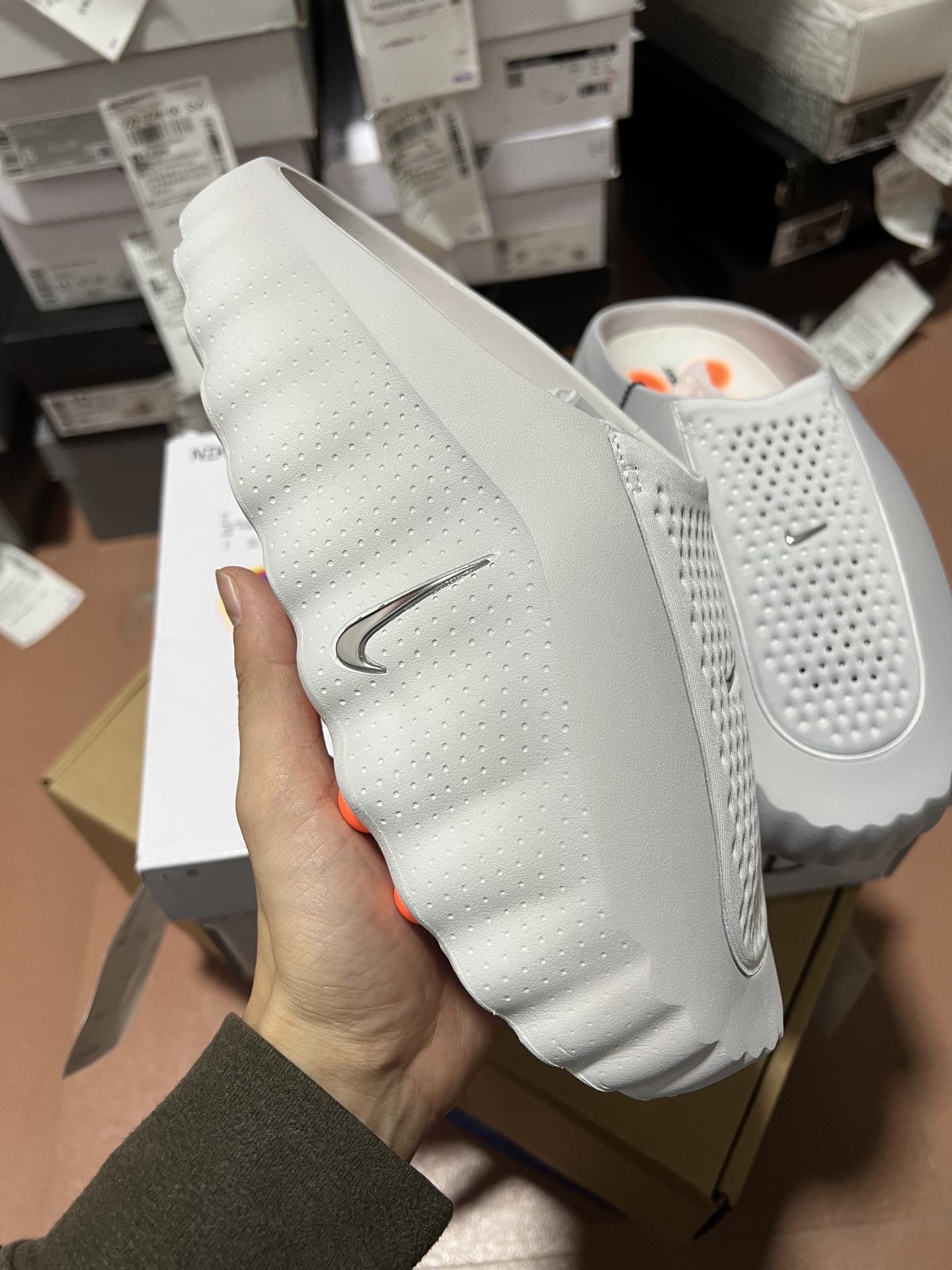 补货通知📢 纯原版 Nike Mind 001 黑科技足底按摩舒适柔软包头拖鞋 白色 浅烟灰⚠️⚠️偏小