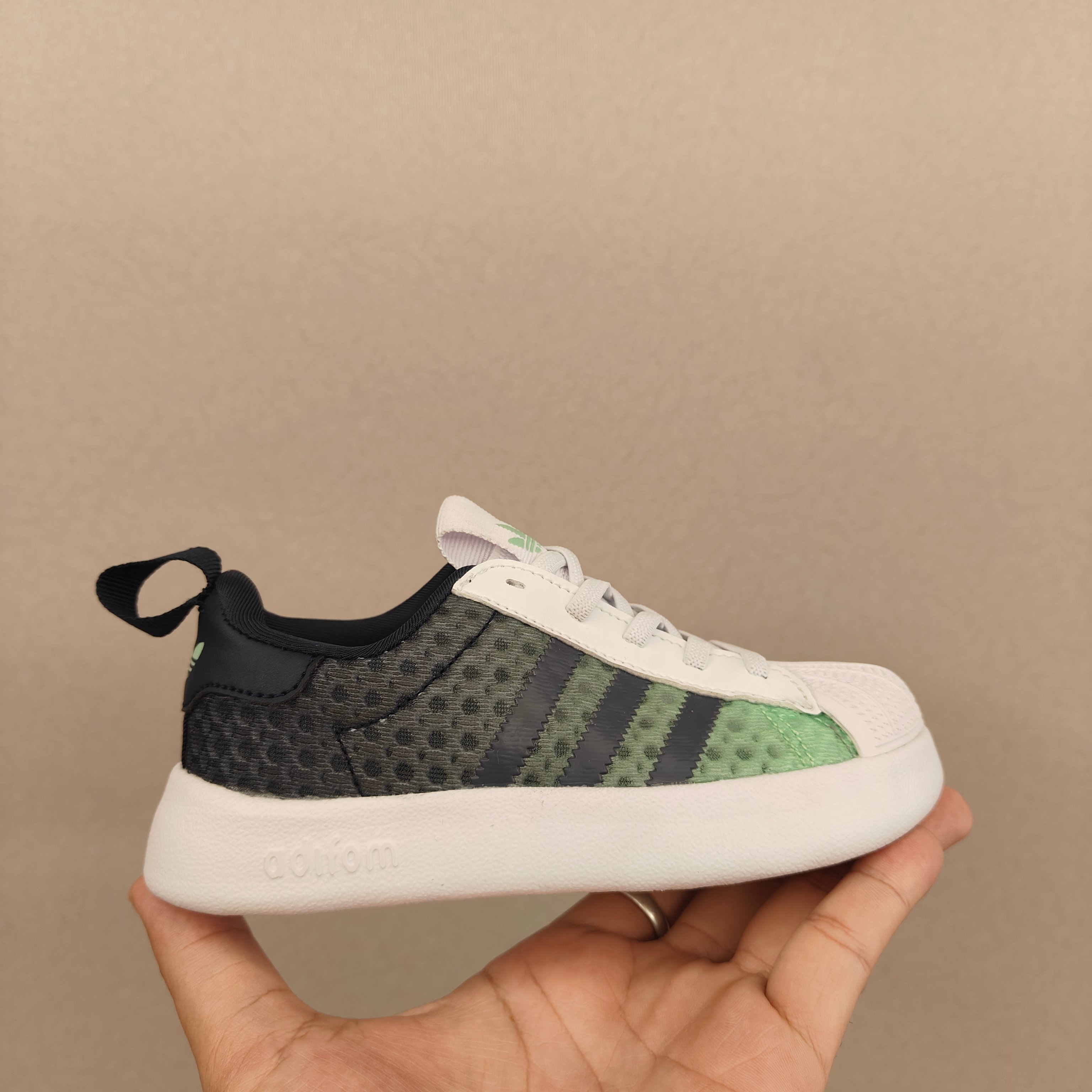 图片[3]-新款新增配色 阿家春夏新款旋钮网面儿童松紧带 贝壳头二代 尺码：22-37码 经典软贝系列❤️ 百搭又时髦✨ 精致旋转扣设计，穿脱超方便✌🏻 优质面料拼接，质感满满💯 耐磨防滑大底，满足日常需求✔️-选品中心