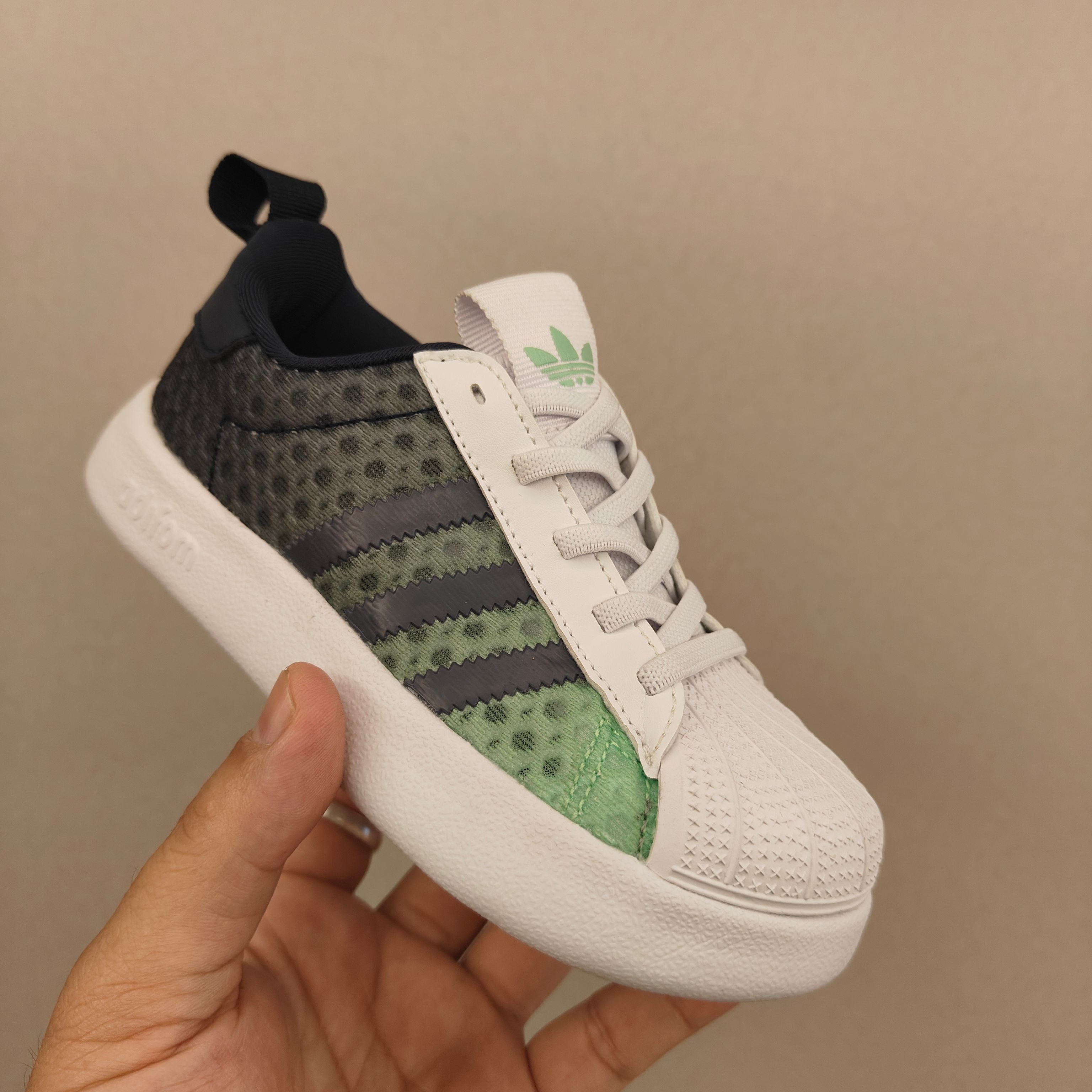 图片[6]-新款新增配色 阿家春夏新款旋钮网面儿童松紧带 贝壳头二代 尺码：22-37码 经典软贝系列❤️ 百搭又时髦✨ 精致旋转扣设计，穿脱超方便✌🏻 优质面料拼接，质感满满💯 耐磨防滑大底，满足日常需求✔️-选品中心