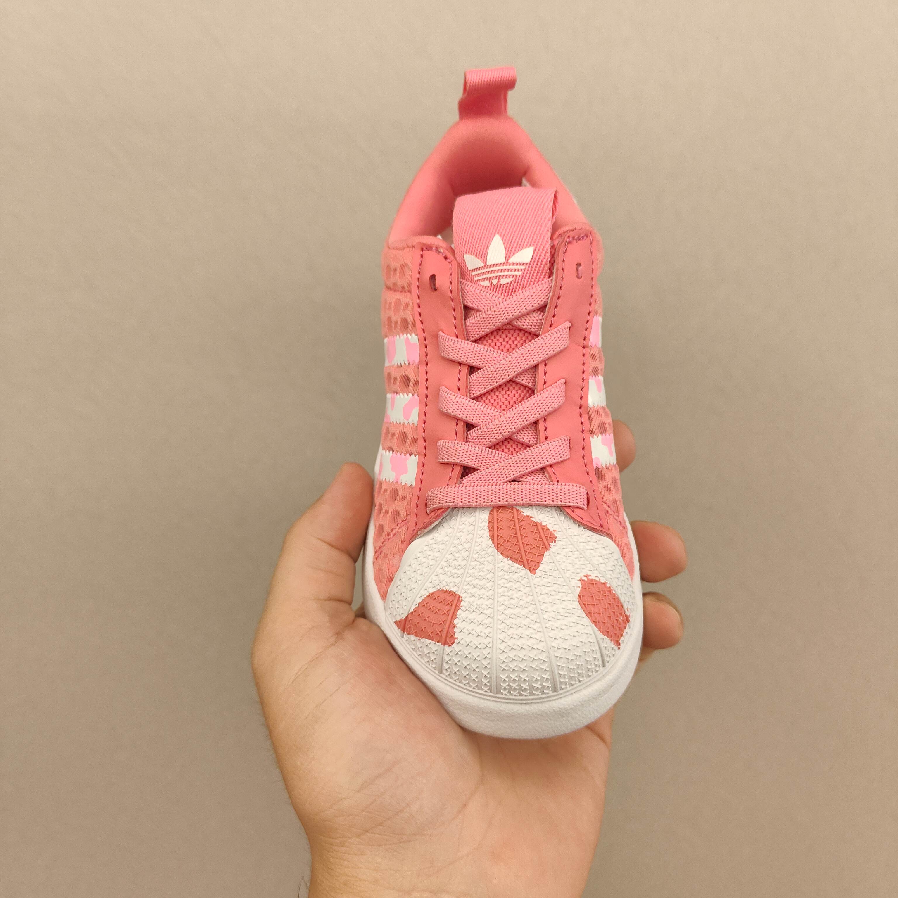 图片[4]-新款新增配色 阿家春夏新款旋钮网面儿童松紧带 贝壳头二代 尺码：22-37码 经典软贝系列❤️ 百搭又时髦✨ 精致旋转扣设计，穿脱超方便✌🏻 优质面料拼接，质感满满💯 耐磨防滑大底，满足日常需求✔️-选品中心