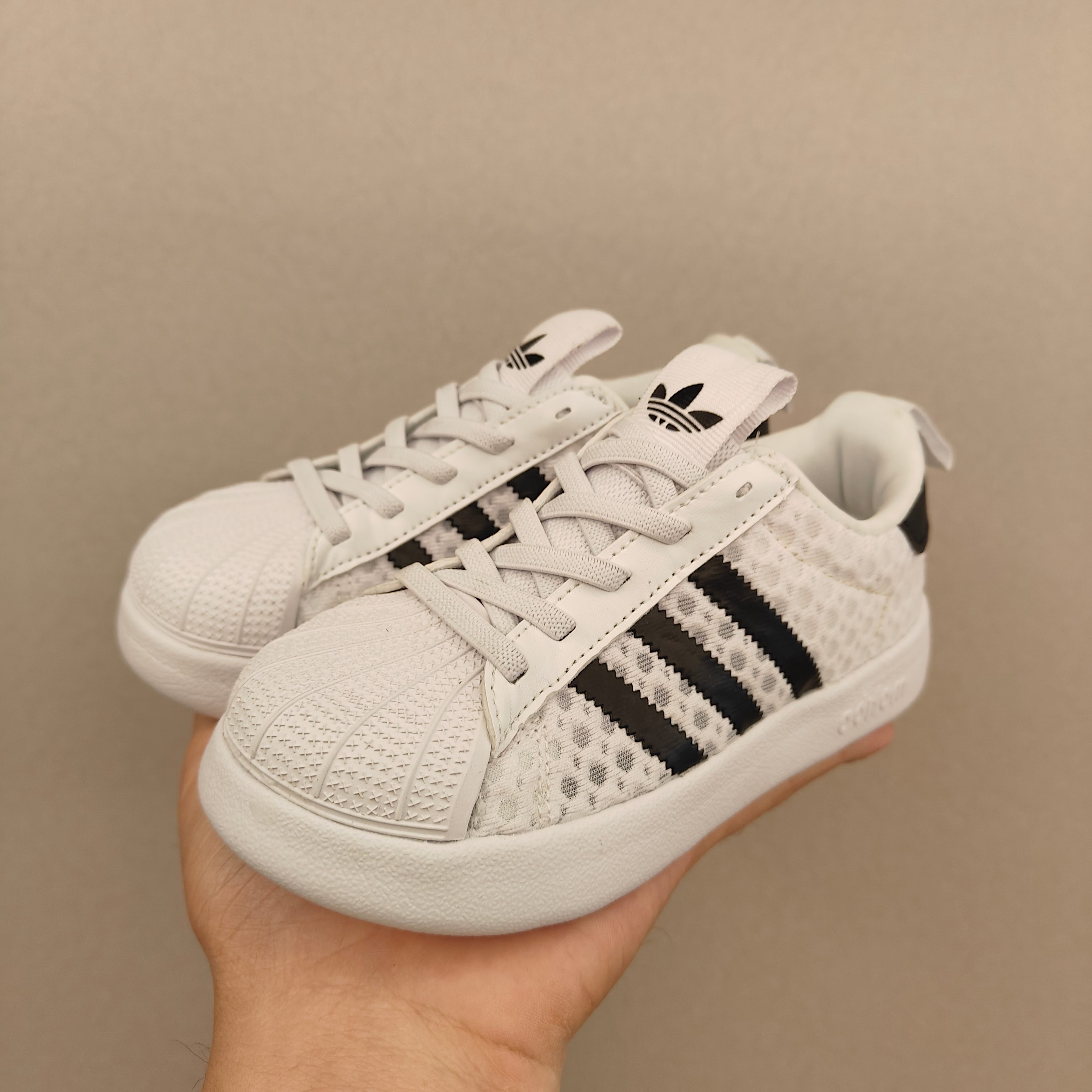 图片[7]-AD贝壳头网面松紧带 童鞋22-37码 经典软贝系列❤️精致旋转扣设计，穿脱超方便✌🏻 优质面料拼接，质感满满💯耐磨防滑大底，满足日常需求✔️-选品中心