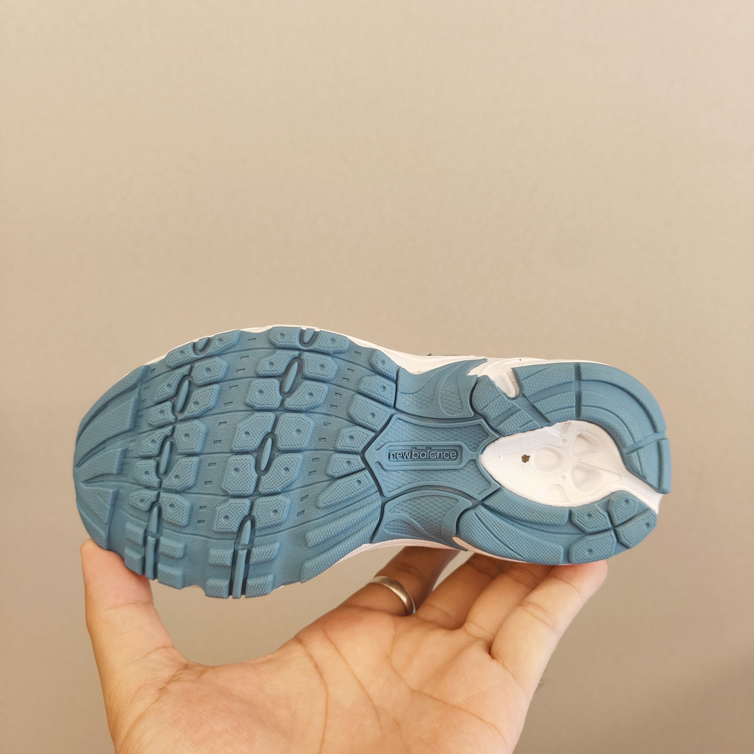 图片[6]-新配色出官方新品 NB 740童鞋26-37码 该系列传承了品牌的诸多优点，大胆创新！堪称经典系列里的经典，也是最为热门的系列！时隔一年，再次带来的童鞋，必属重磅～-选品中心