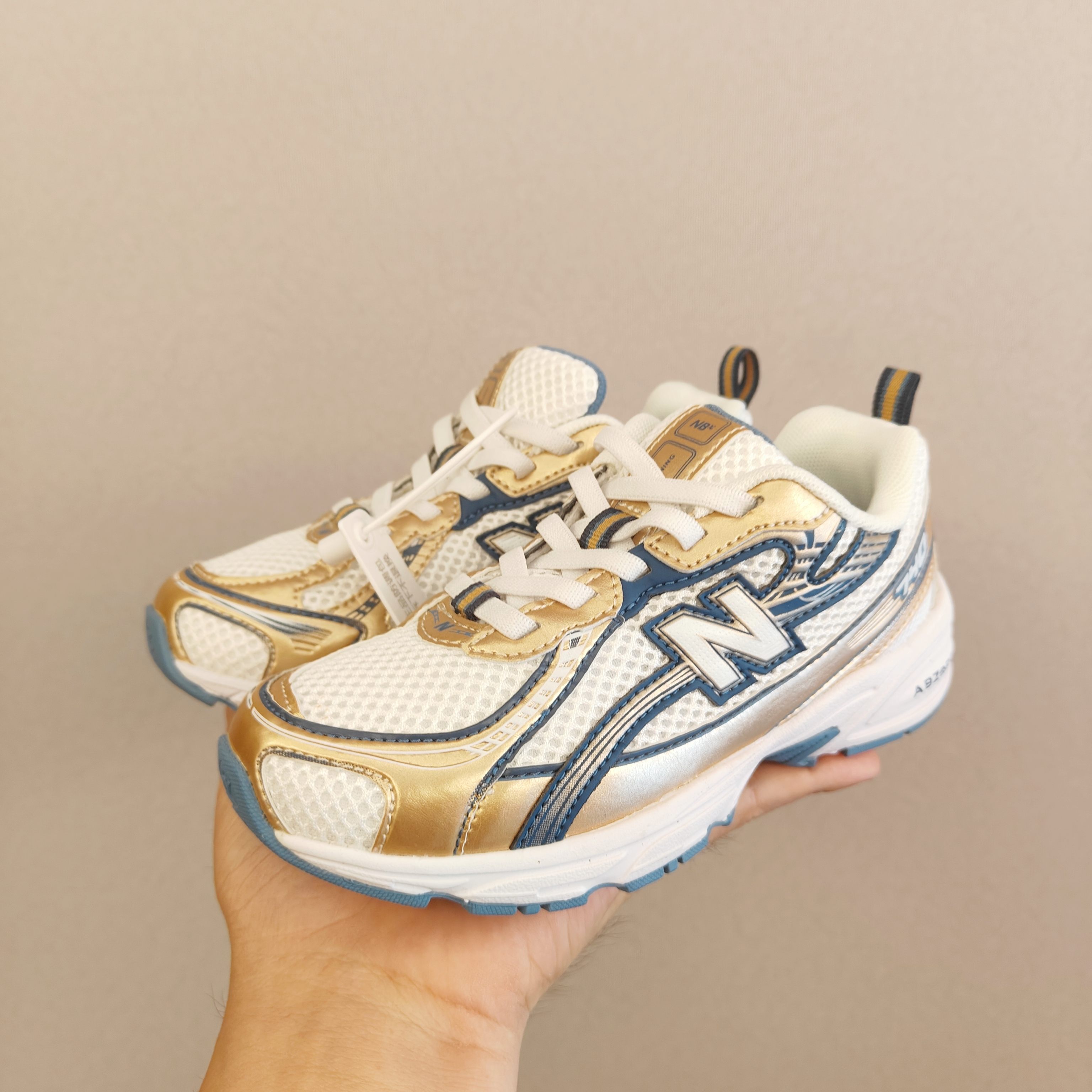 图片[8]-新配色出官方新品 NB 740童鞋26-37码 该系列传承了品牌的诸多优点，大胆创新！堪称经典系列里的经典，也是最为热门的系列！时隔一年，再次带来的童鞋，必属重磅～-选品中心