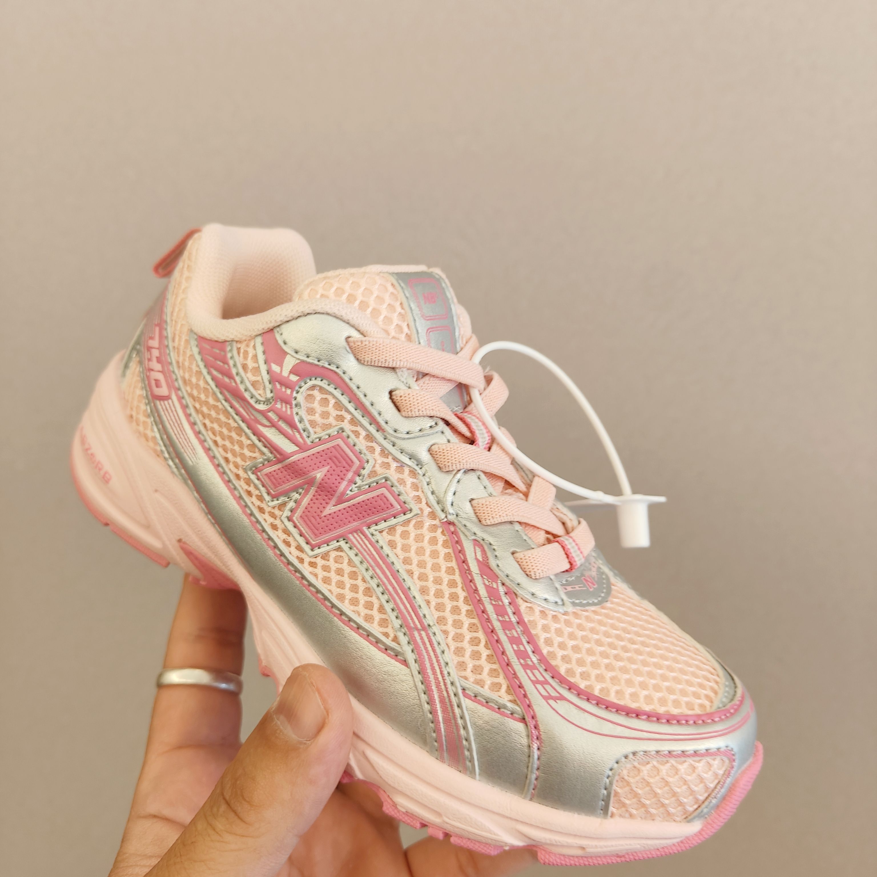 图片[7]-新配色出官方新品 NB 740童鞋26-37码 该系列传承了品牌的诸多优点，大胆创新！堪称经典系列里的经典，也是最为热门的系列！时隔一年，再次带来的童鞋，必属重磅～-选品中心