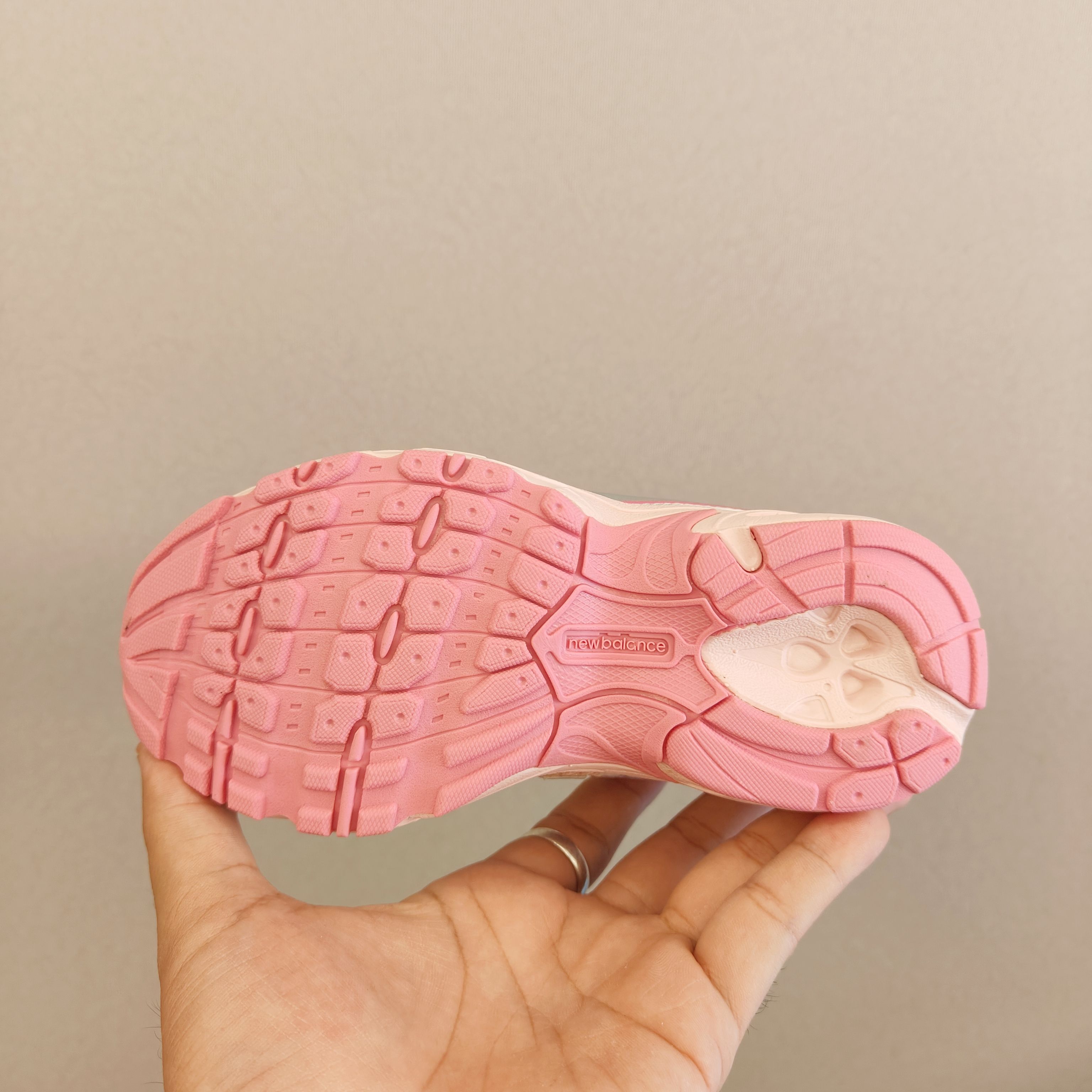 图片[6]-新配色出官方新品 NB 740童鞋26-37码 该系列传承了品牌的诸多优点，大胆创新！堪称经典系列里的经典，也是最为热门的系列！时隔一年，再次带来的童鞋，必属重磅～-选品中心