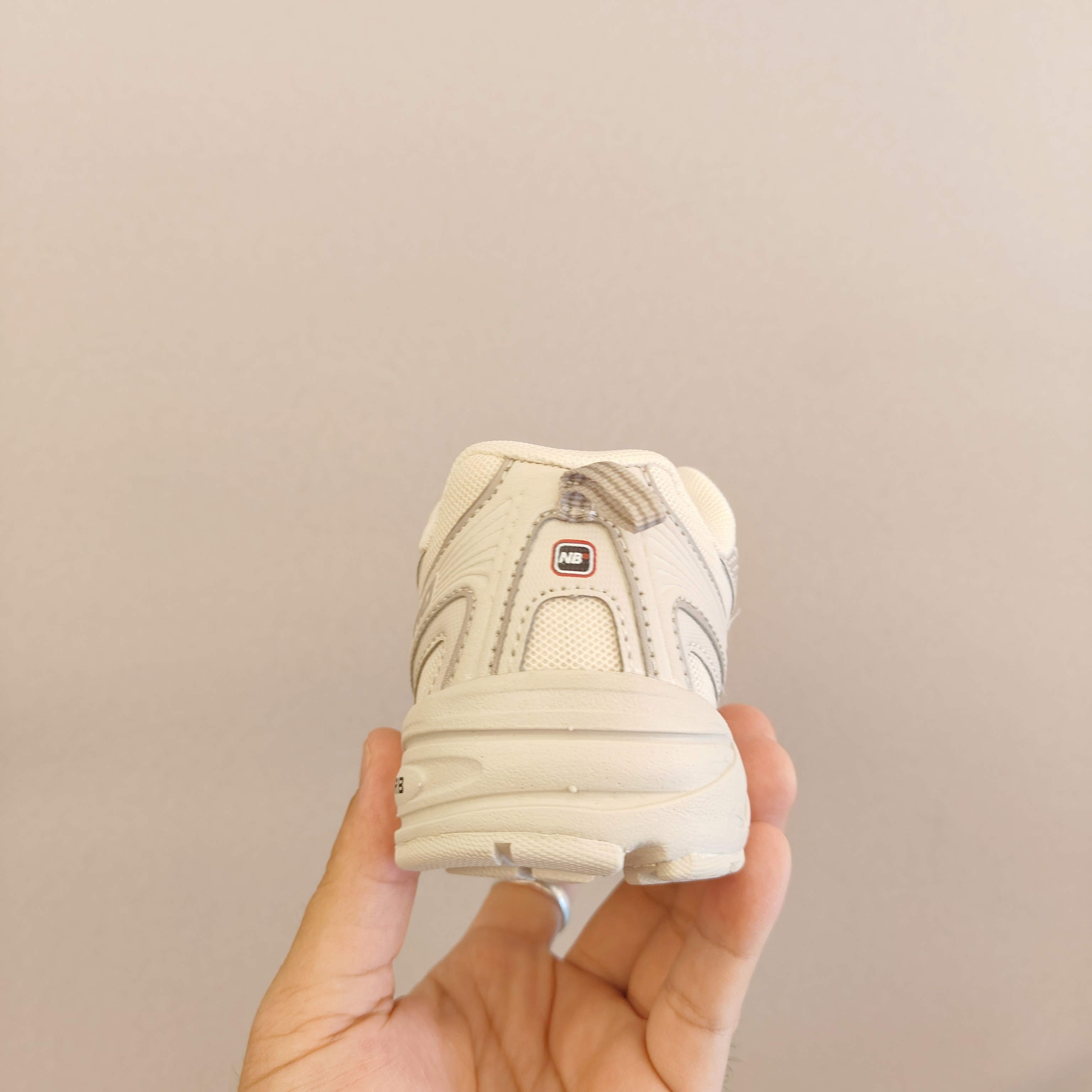 图片[5]-新配色出官方新品 NB 740童鞋26-37码 该系列传承了品牌的诸多优点，大胆创新！堪称经典系列里的经典，也是最为热门的系列！时隔一年，再次带来的童鞋，必属重磅～-选品中心