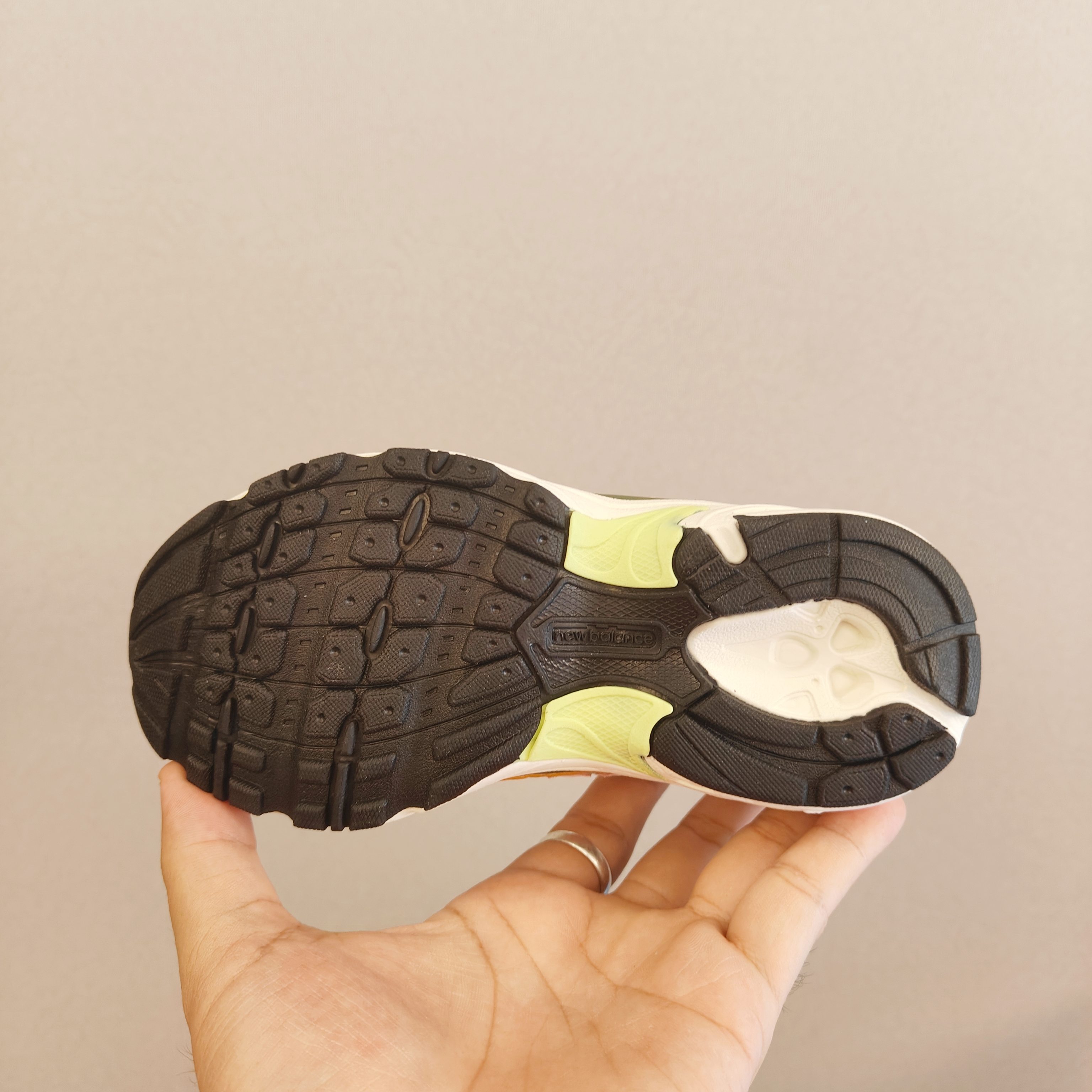 图片[6]-新配色出官方新品 NB 740童鞋26-37码 该系列传承了品牌的诸多优点，大胆创新！堪称经典系列里的经典，也是最为热门的系列！时隔一年，再次带来的童鞋，必属重磅～-选品中心