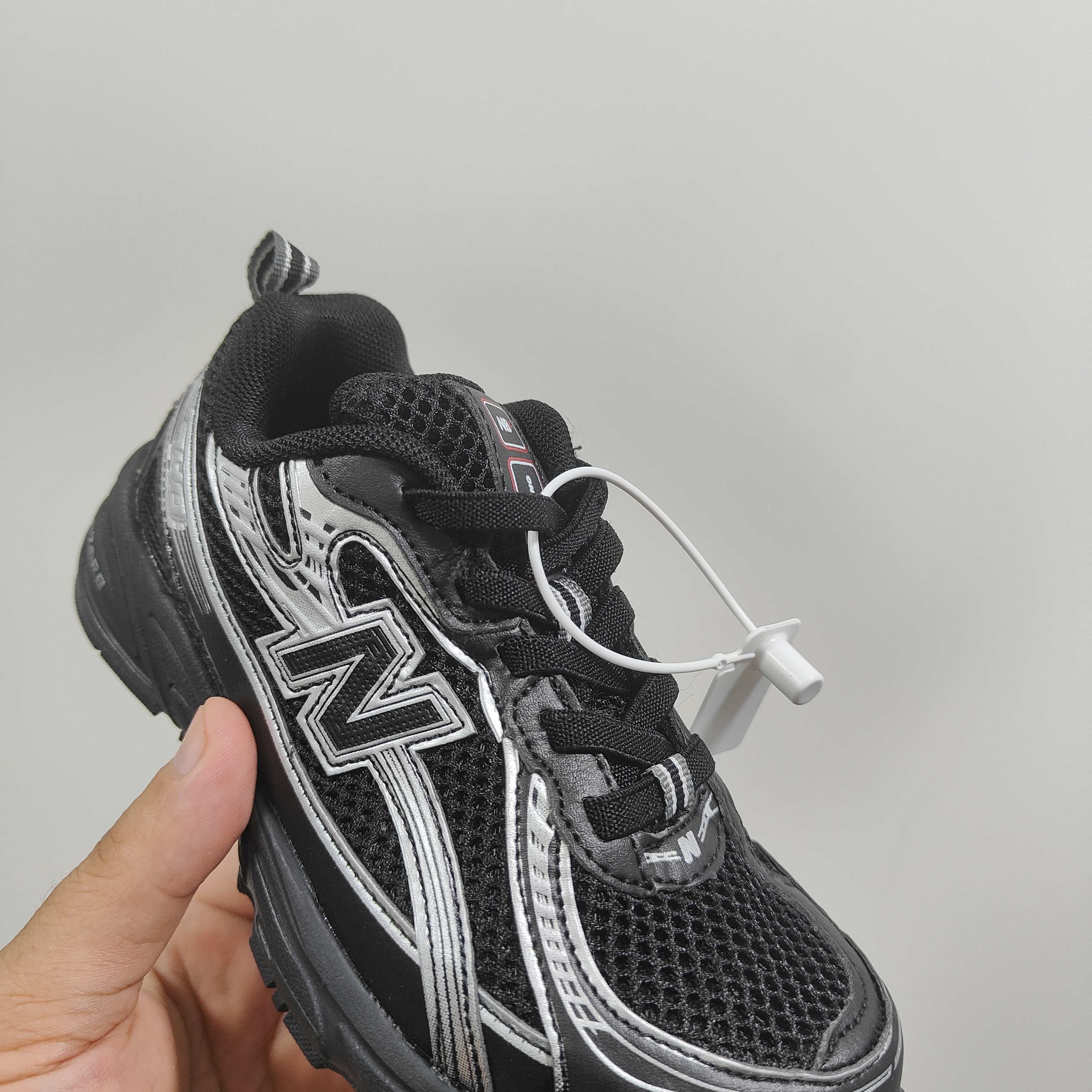 图片[7]-新配色出 官方新品 NB 740童鞋26-37码 该系列传承了品牌的诸多优点，大胆创新！堪称经典系列里的经典，也是最为热门的系列！时隔一年，再次带来的童鞋，必属重磅～-选品中心