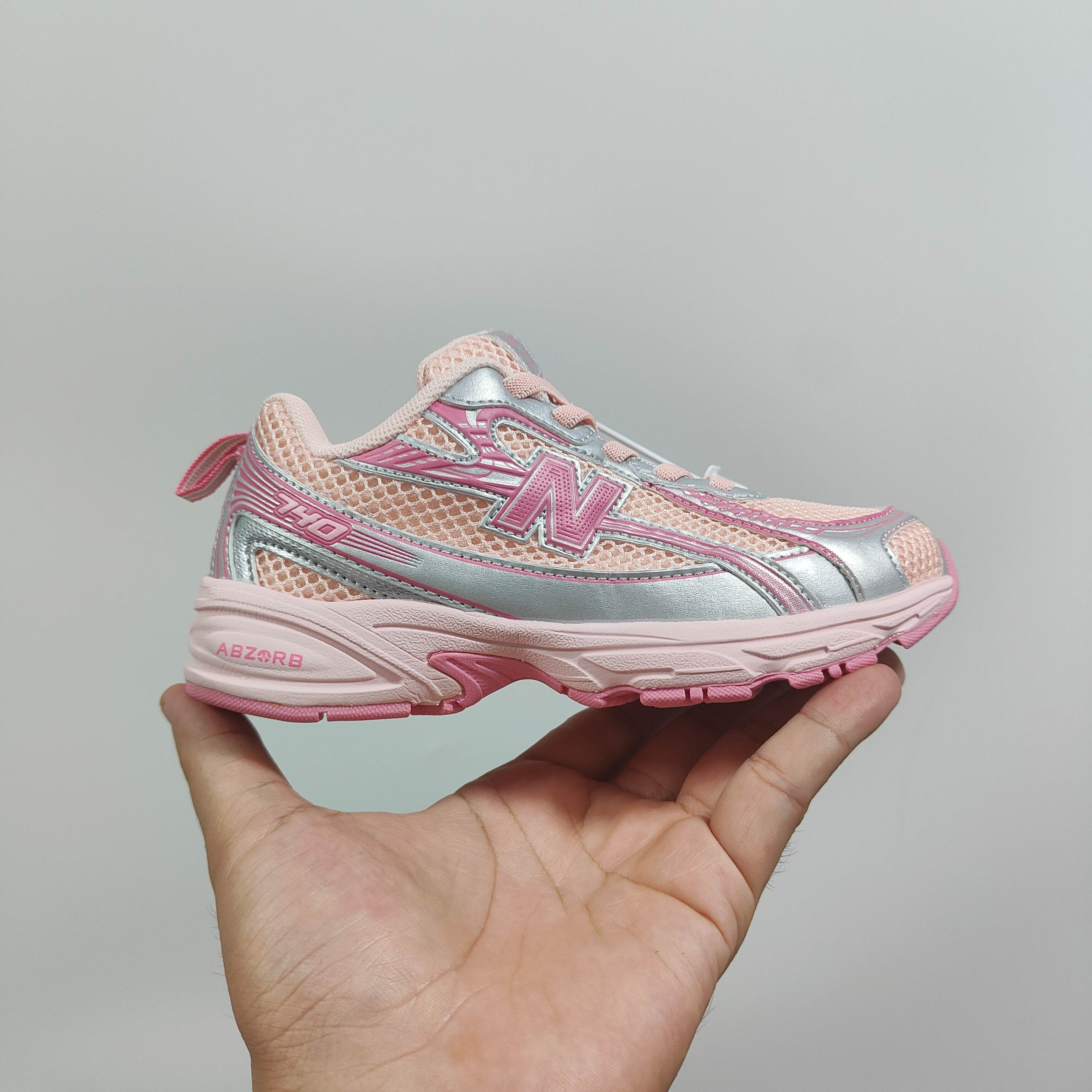 图片[3]-新配色出 官方新品 NB 740童鞋26-37码 该系列传承了品牌的诸多优点，大胆创新！堪称经典系列里的经典，也是最为热门的系列！时隔一年，再次带来的童鞋，必属重磅～-选品中心