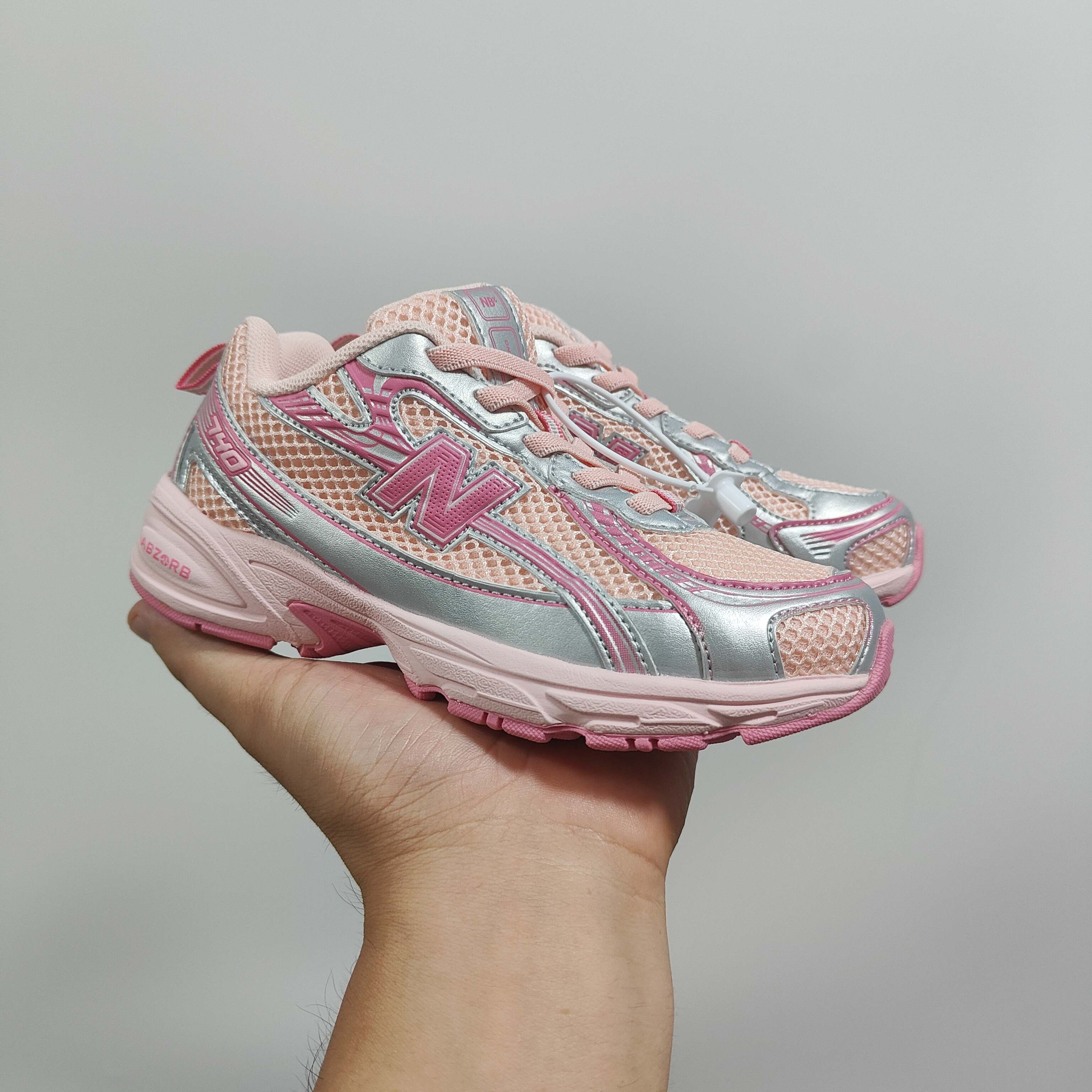 图片[2]-新配色出 官方新品 NB 740童鞋26-37码 该系列传承了品牌的诸多优点，大胆创新！堪称经典系列里的经典，也是最为热门的系列！时隔一年，再次带来的童鞋，必属重磅～-选品中心