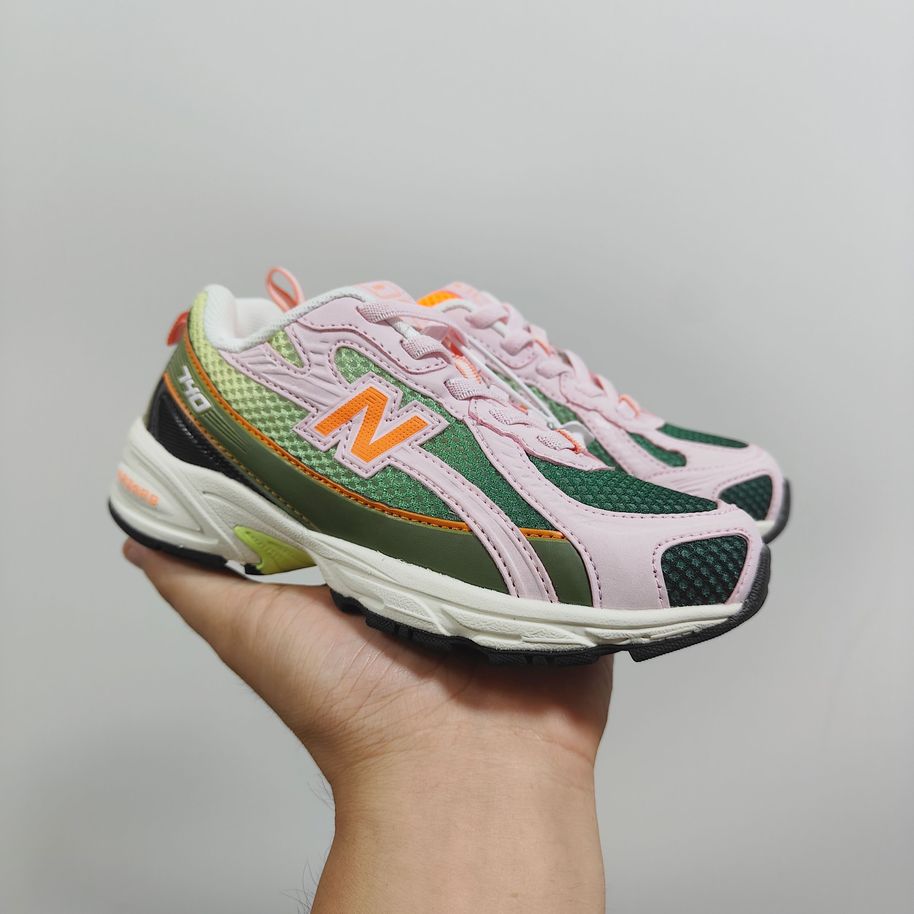 图片[2]-新配色出 官方新品 NB 740童鞋26-37码 该系列传承了品牌的诸多优点，大胆创新！堪称经典系列里的经典，也是最为热门的系列！时隔一年，再次带来的童鞋，必属重磅～-选品中心