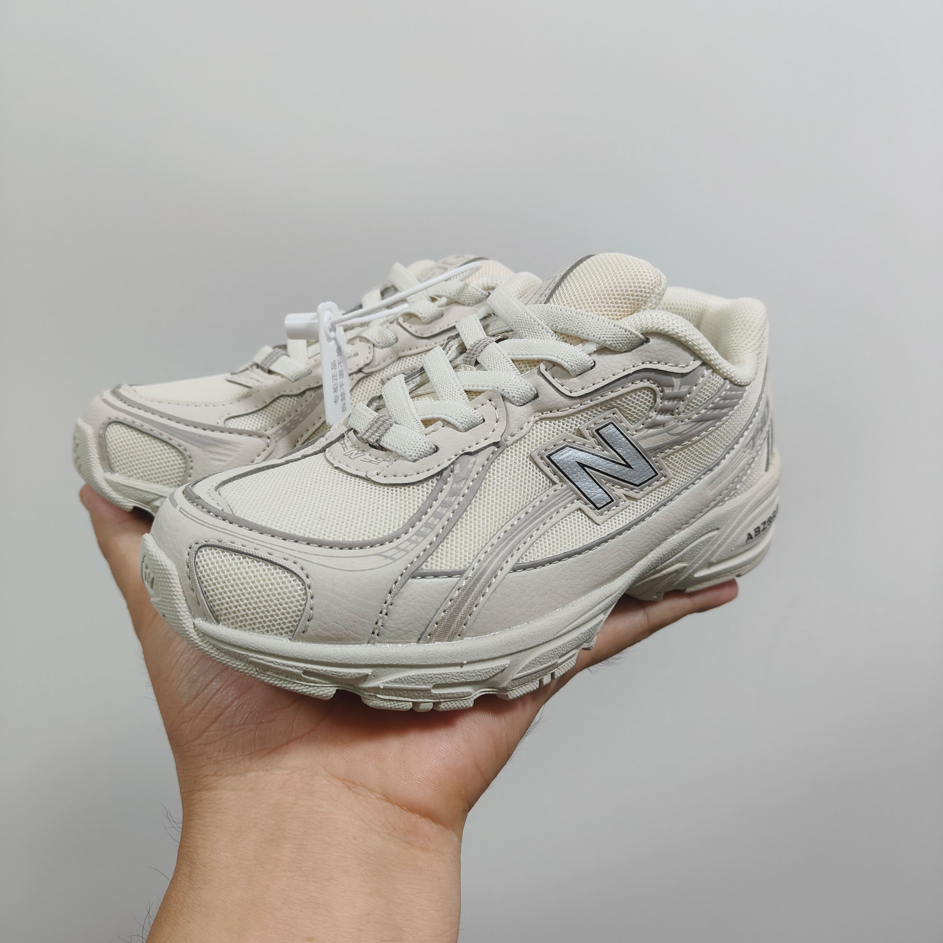 图片[8]-新配色出 官方新品 NB 740童鞋26-37码 该系列传承了品牌的诸多优点，大胆创新！堪称经典系列里的经典，也是最为热门的系列！时隔一年，再次带来的童鞋，必属重磅～-选品中心