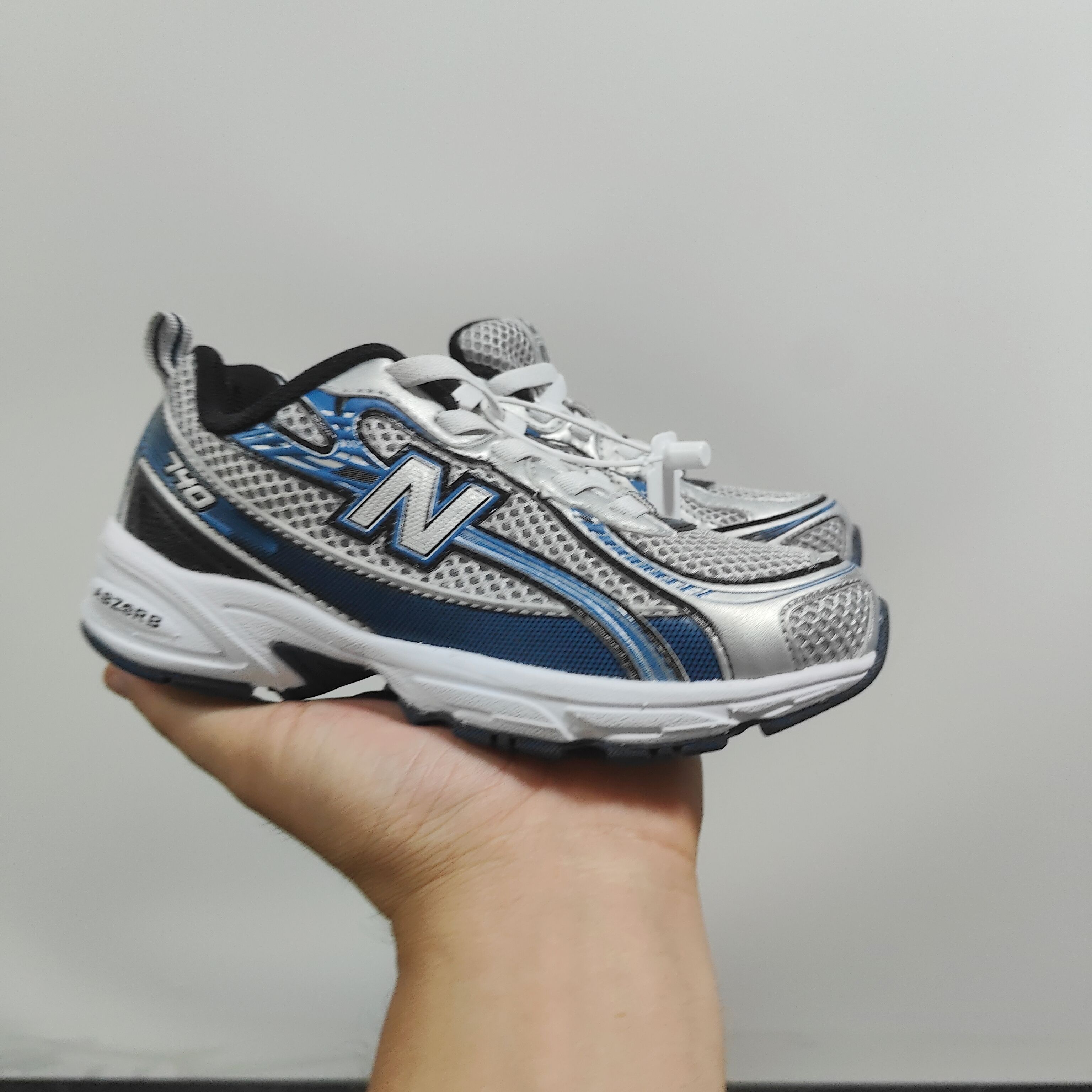 图片[2]-新配色出 官方新品 NB 740童鞋26-37码 该系列传承了品牌的诸多优点，大胆创新！堪称经典系列里的经典，也是最为热门的系列！时隔一年，再次带来的童鞋，必属重磅～-选品中心