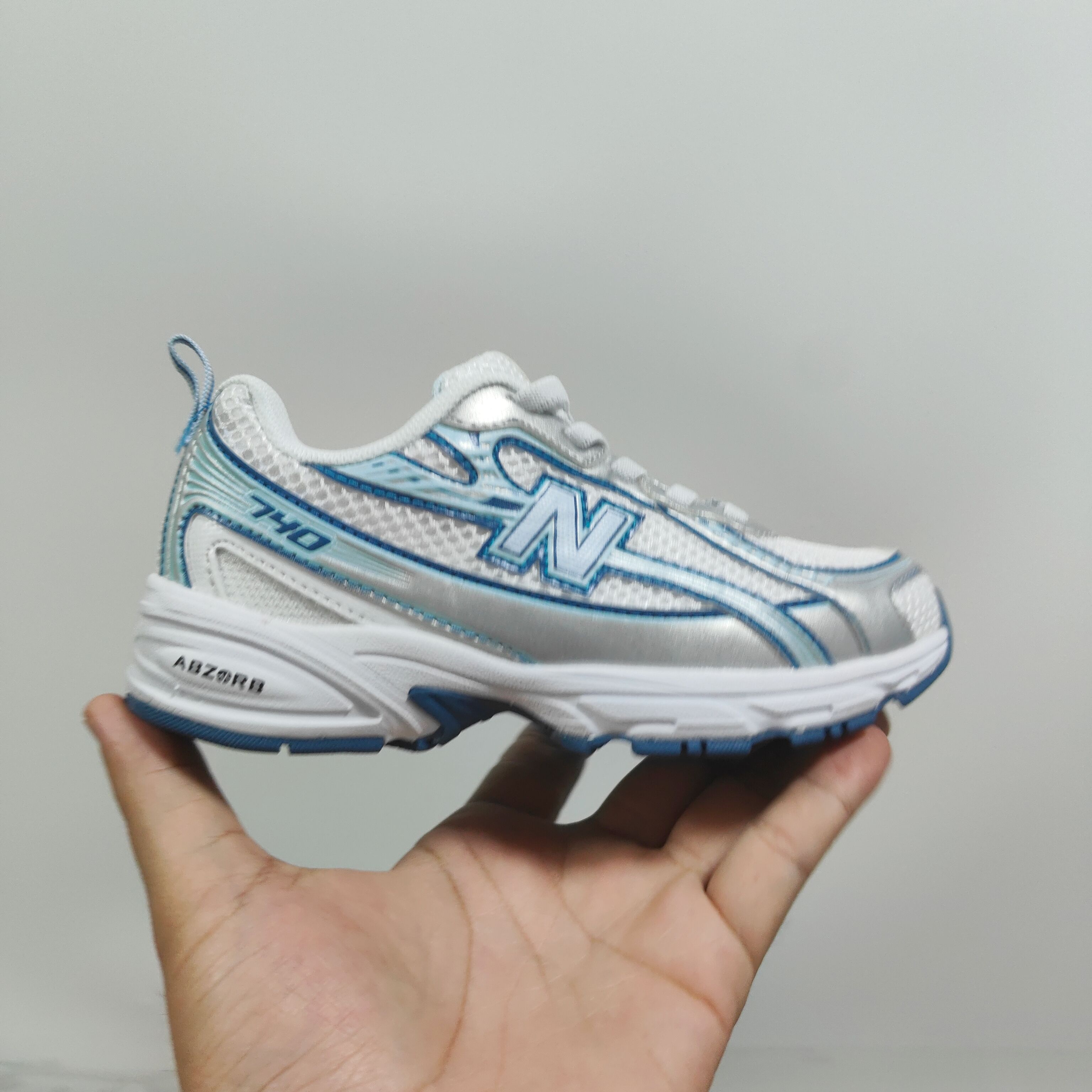 图片[3]-新配色出 官方新品 NB 740童鞋26-37码 该系列传承了品牌的诸多优点，大胆创新！堪称经典系列里的经典，也是最为热门的系列！时隔一年，再次带来的童鞋，必属重磅～-选品中心