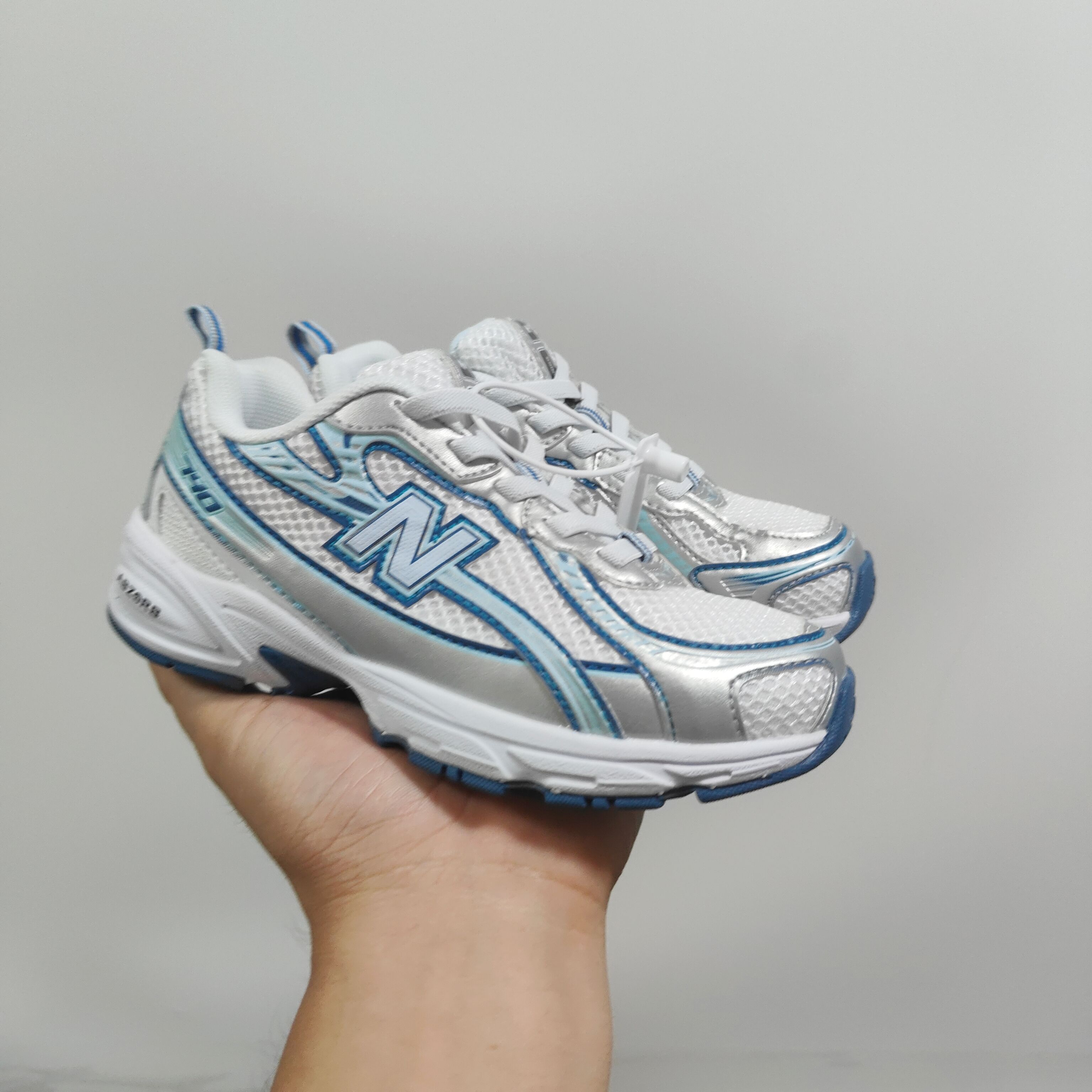 图片[2]-新配色出 官方新品 NB 740童鞋26-37码 该系列传承了品牌的诸多优点，大胆创新！堪称经典系列里的经典，也是最为热门的系列！时隔一年，再次带来的童鞋，必属重磅～-选品中心