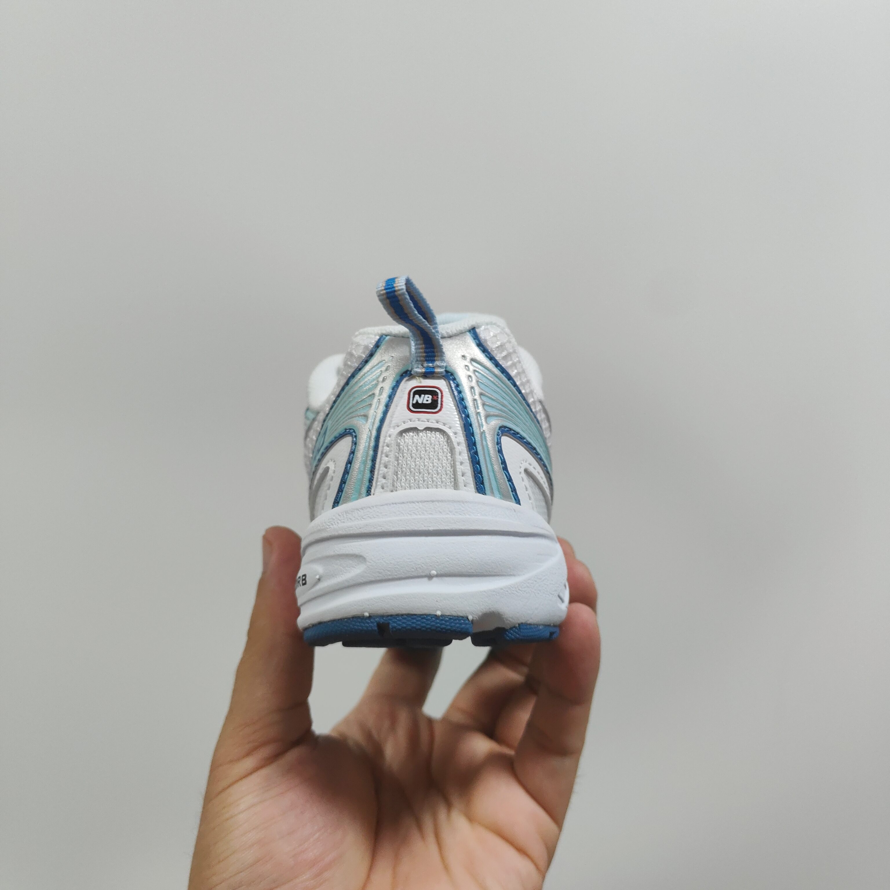 图片[5]-新配色出 官方新品 NB 740童鞋26-37码 该系列传承了品牌的诸多优点，大胆创新！堪称经典系列里的经典，也是最为热门的系列！时隔一年，再次带来的童鞋，必属重磅～-选品中心