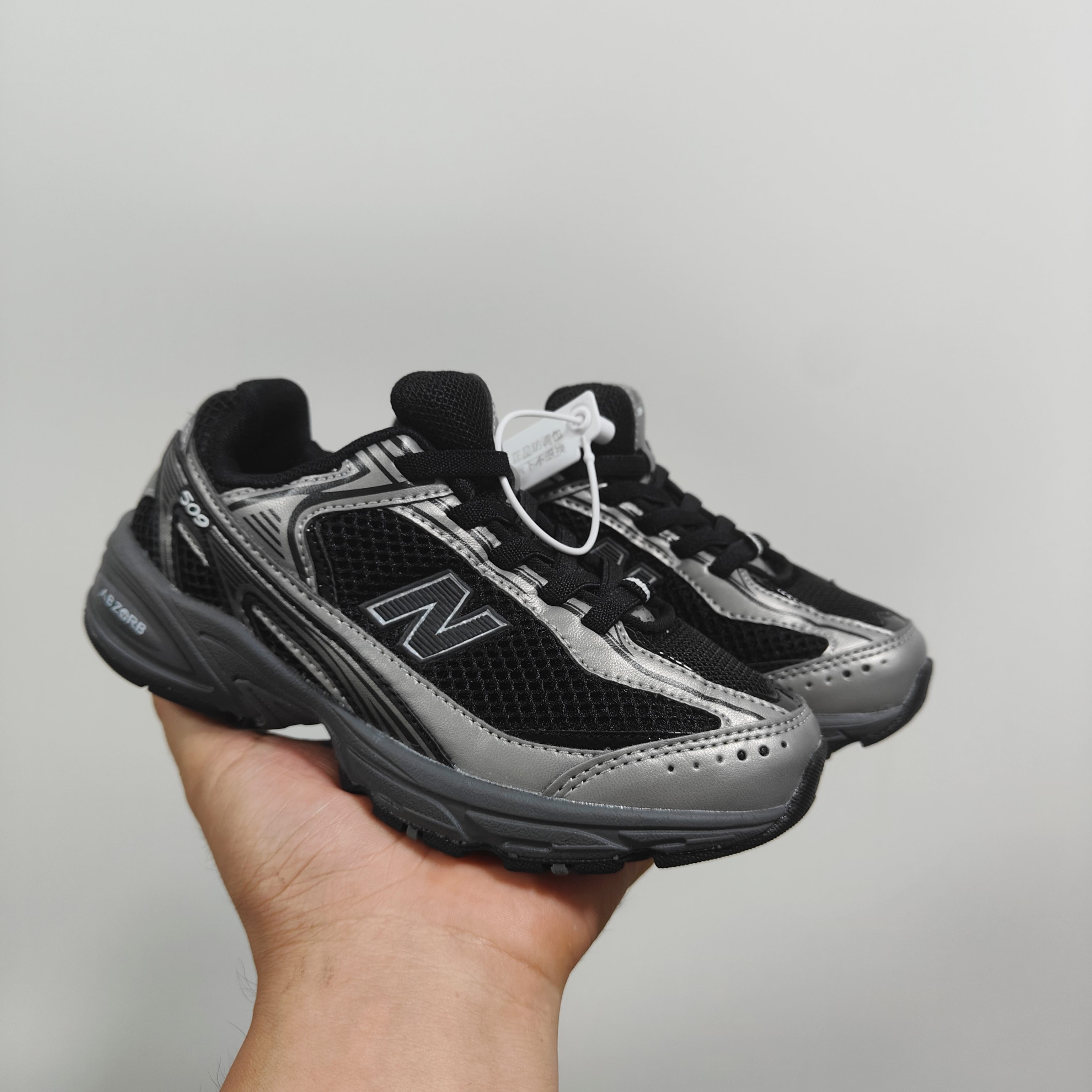 图片[2]-新配色出官方新品 NB 509童鞋26-37码 该系列传承了品牌的诸多优点，大胆创新！堪称经典系列里的经典，也是最为热门的系列！时隔一年，再次带来的童鞋，必属重磅～-选品中心