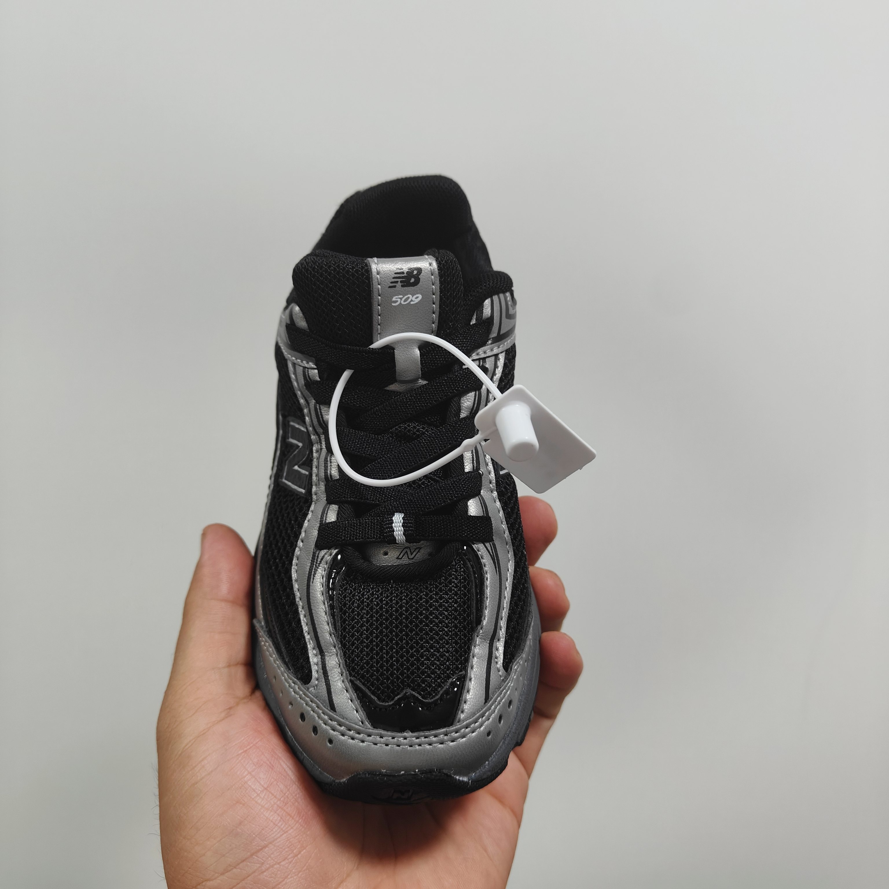 图片[4]-新配色出官方新品 NB 509童鞋26-37码 该系列传承了品牌的诸多优点，大胆创新！堪称经典系列里的经典，也是最为热门的系列！时隔一年，再次带来的童鞋，必属重磅～-选品中心