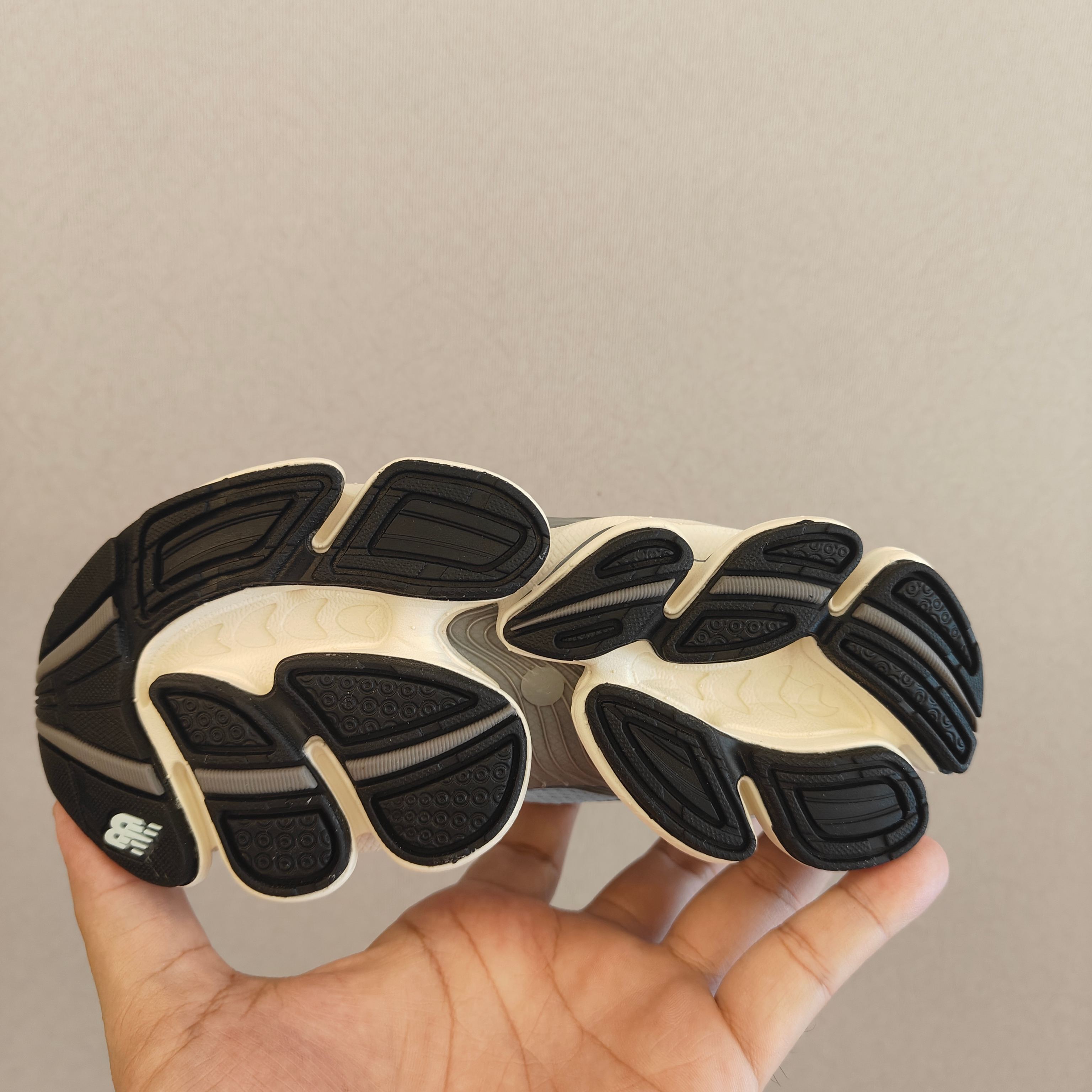 图片[6]-NB新款2000网面儿童松紧带老爹运动鞋26-37 松紧带设计，海玻璃鞋垫超舒适☁️经典老爹款式，潮范儿十足🆒超爱的新品🆕自留推荐❤️-选品中心