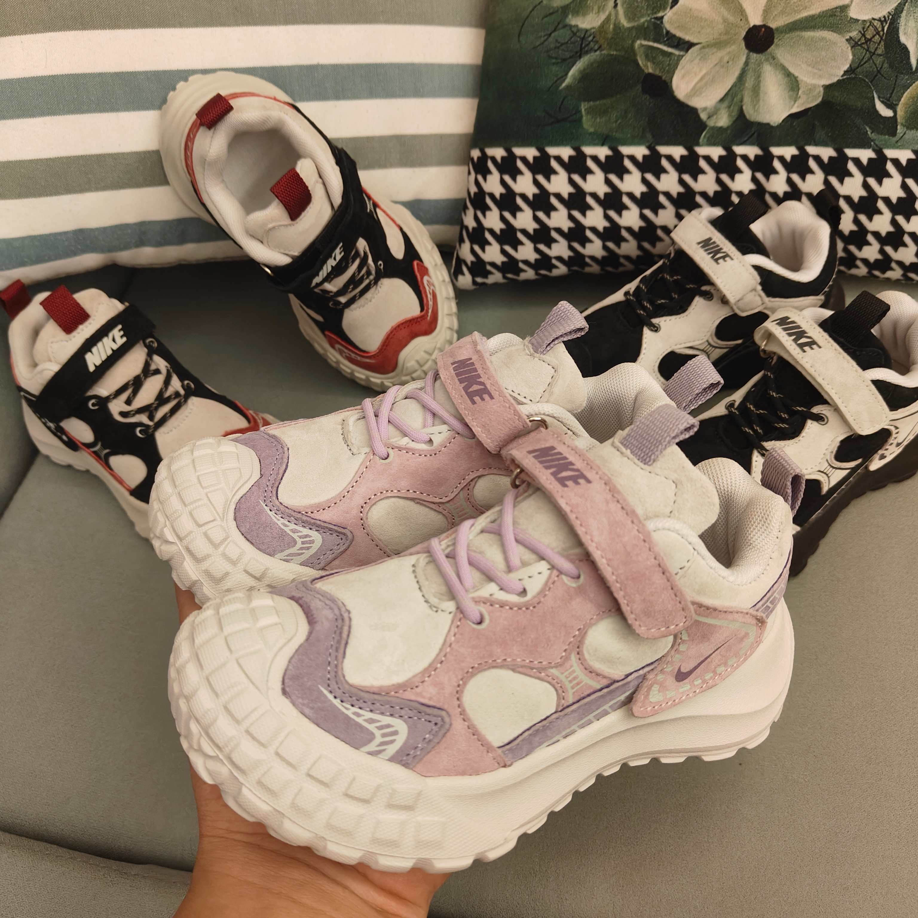 图片[7]-双十二特 轮胎底登山童鞋！！ 🚗尺码：26-37码 轮胎底登山童老爹鞋🛵秋款皮面魔术贴 丑萌弹力口韩版炸街休闲户 时尚复古，又是一款吊炸街的款式 特殊的材料，让鞋子轻便复古，走路很灵活。-选品中心