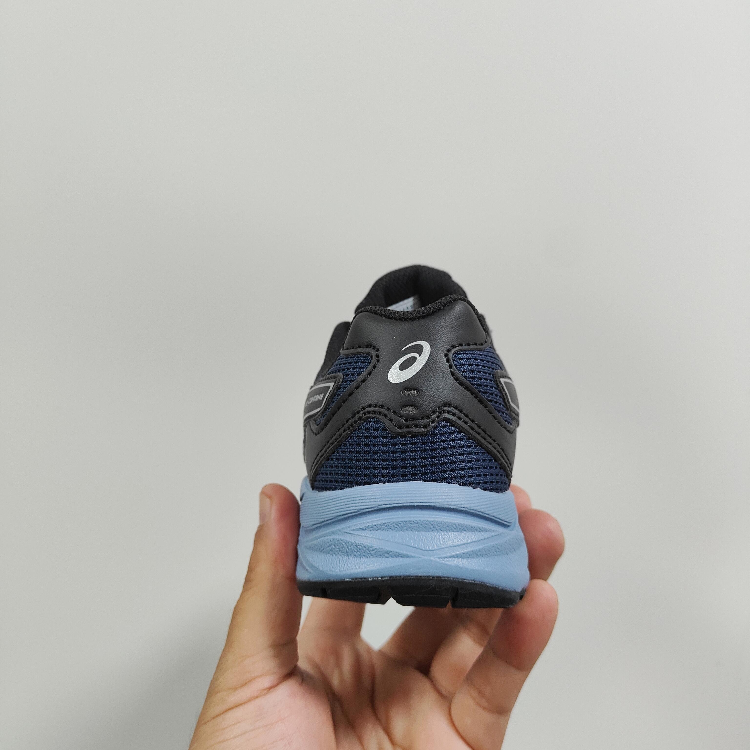 图片[5]-A家亚瑟gs童鞋25秋冬缓震跑步鞋GEL胶柔韧舒适缓冲 尺码：儿童26-37码 兔子带松紧带 官方新品 买一单省几百块，就是现在 真的期待了好久，终于来咯👏🏻 囤起来开春必备❤️橡胶轻便组合防滑大底 松紧带设计，海玻璃鞋垫超舒适☁️ 经典老爹款式，潮范儿十足🆒 超爱的新品🆕自留推荐❤️-选品中心