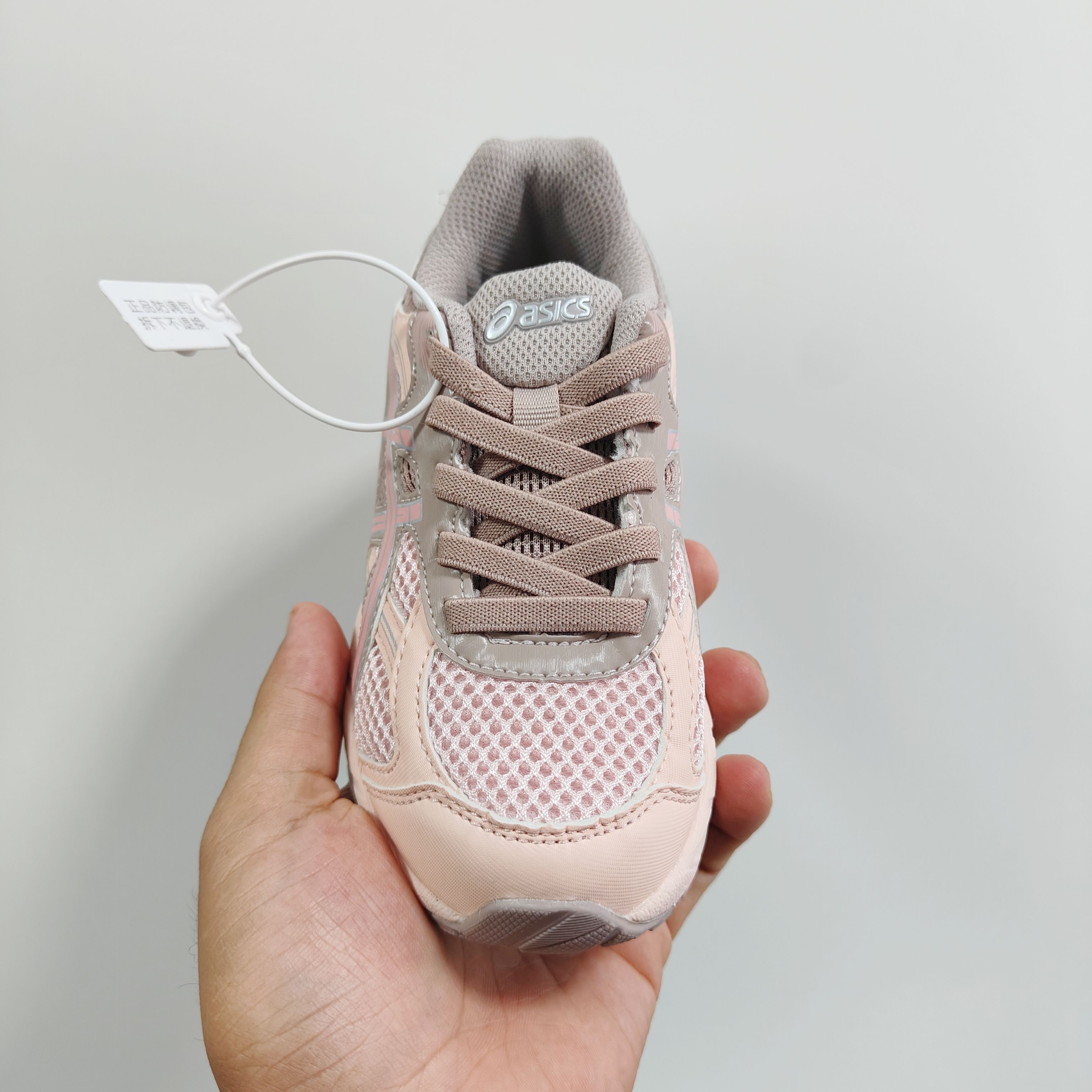 图片[4]-A家亚瑟gs童鞋25秋冬缓震跑步鞋GEL胶柔韧舒适缓冲 尺码：儿童26-37码 兔子带松紧带 官方新品 买一单省几百块，就是现在 真的期待了好久，终于来咯👏🏻 囤起来开春必备❤️橡胶轻便组合防滑大底 松紧带设计，海玻璃鞋垫超舒适☁️ 经典老爹款式，潮范儿十足🆒 超爱的新品🆕自留推荐❤️-选品中心