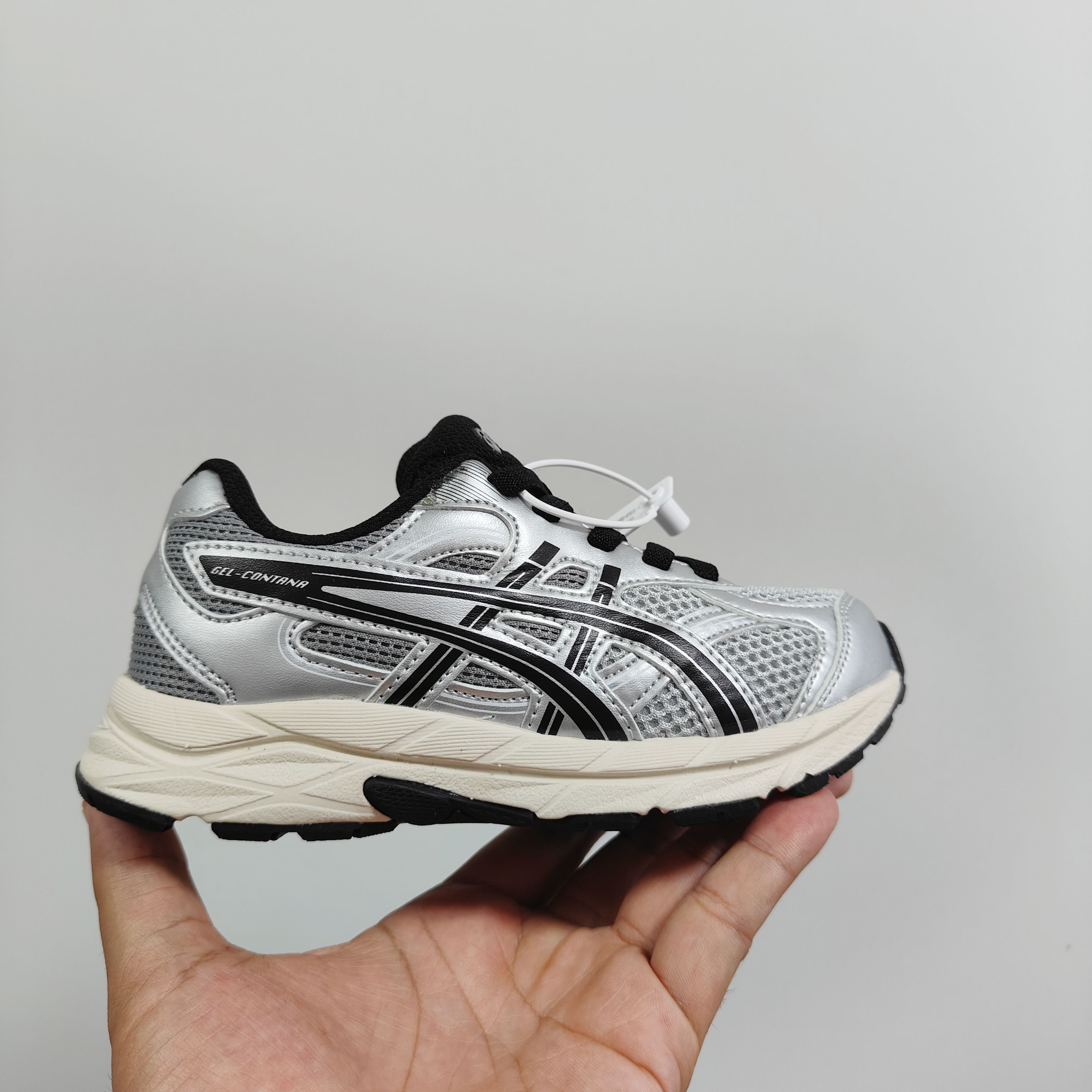 图片[3]-A家亚瑟gs童鞋25秋冬缓震跑步鞋GEL胶柔韧舒适缓冲 尺码：儿童26-37码 兔子带松紧带 官方新品 买一单省几百块，就是现在 真的期待了好久，终于来咯👏🏻 囤起来开春必备❤️橡胶轻便组合防滑大底 松紧带设计，海玻璃鞋垫超舒适☁️ 经典老爹款式，潮范儿十足🆒 超爱的新品🆕自留推荐❤️-选品中心