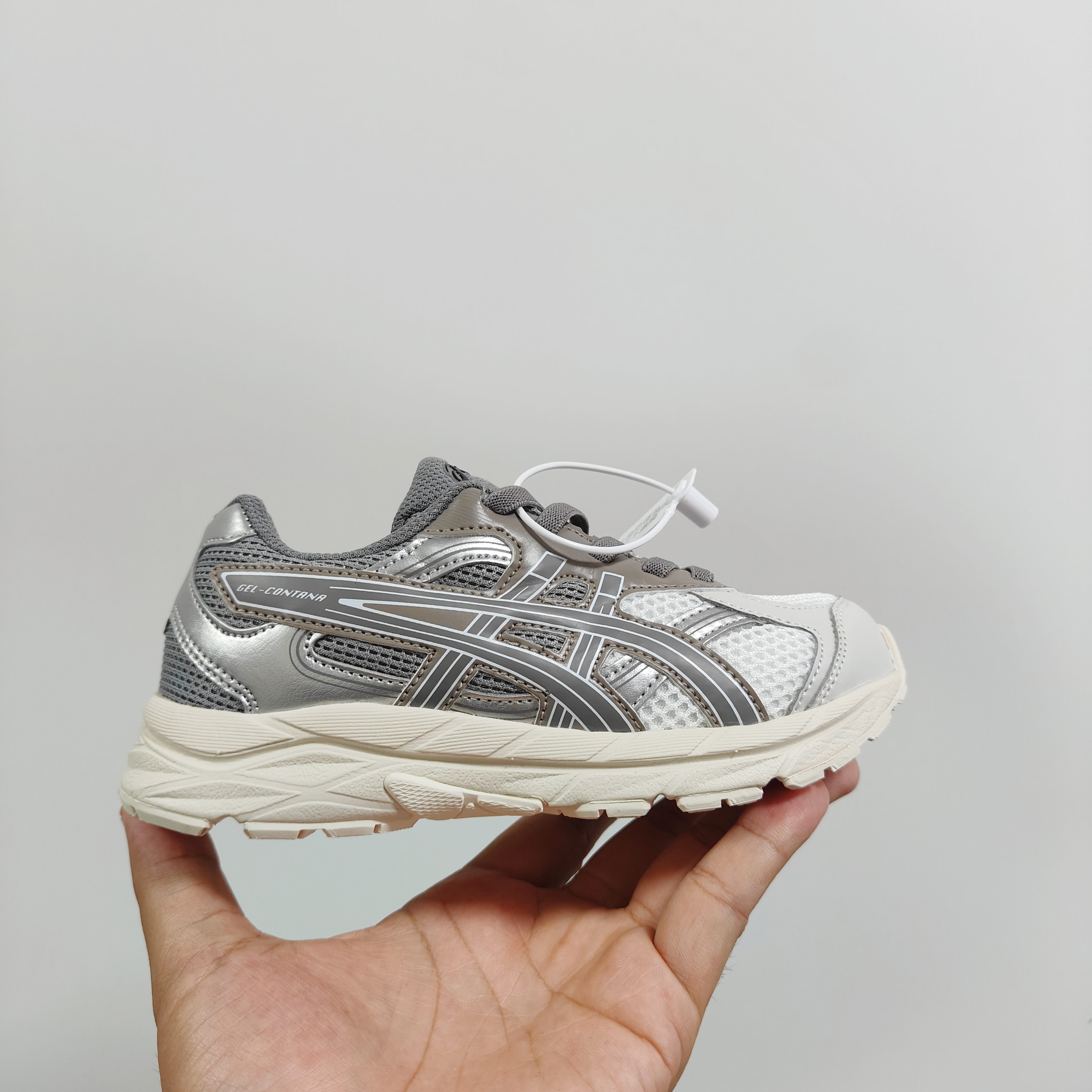 图片[3]-A家亚瑟gs童鞋25秋冬缓震跑步鞋GEL胶柔韧舒适缓冲 尺码：儿童26-37码 兔子带松紧带 官方新品 买一单省几百块，就是现在 真的期待了好久，终于来咯👏🏻 囤起来开春必备❤️橡胶轻便组合防滑大底 松紧带设计，海玻璃鞋垫超舒适☁️ 经典老爹款式，潮范儿十足🆒 超爱的新品🆕自留推荐❤️-选品中心