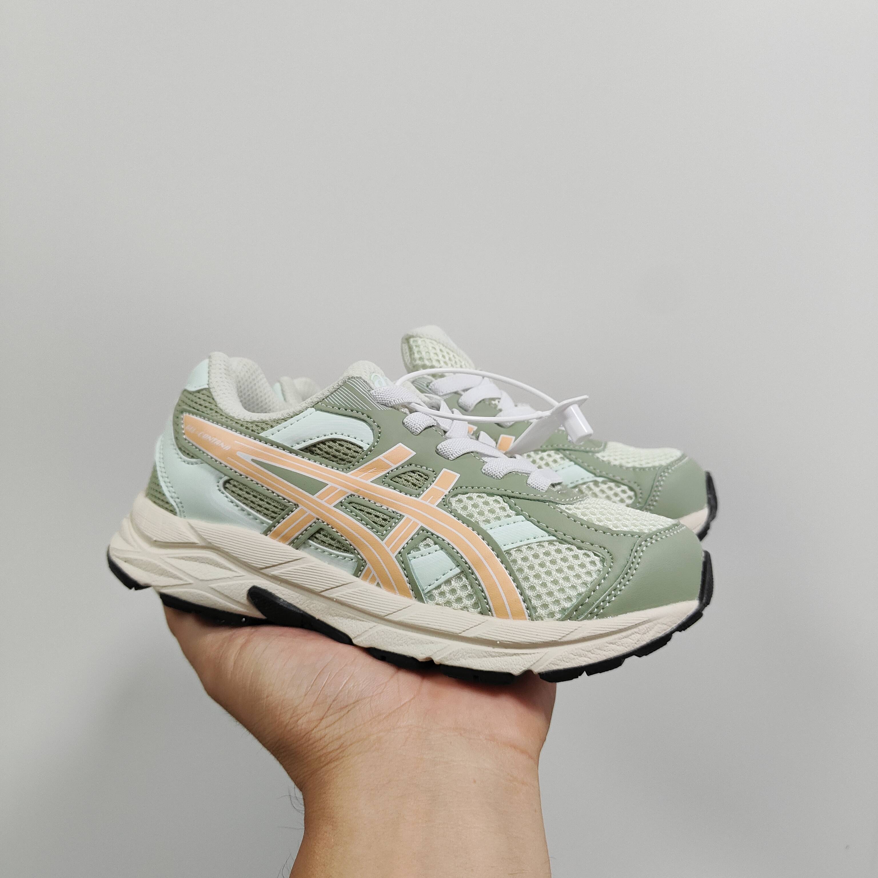 图片[2]-亚瑟士GEL松紧带童鞋26-37 缓震跑步鞋GEL胶柔韧舒适缓冲，橡胶轻便组合防滑大底，松紧带设计，海玻璃鞋垫超舒适☁️潮范儿十足🆒-选品中心