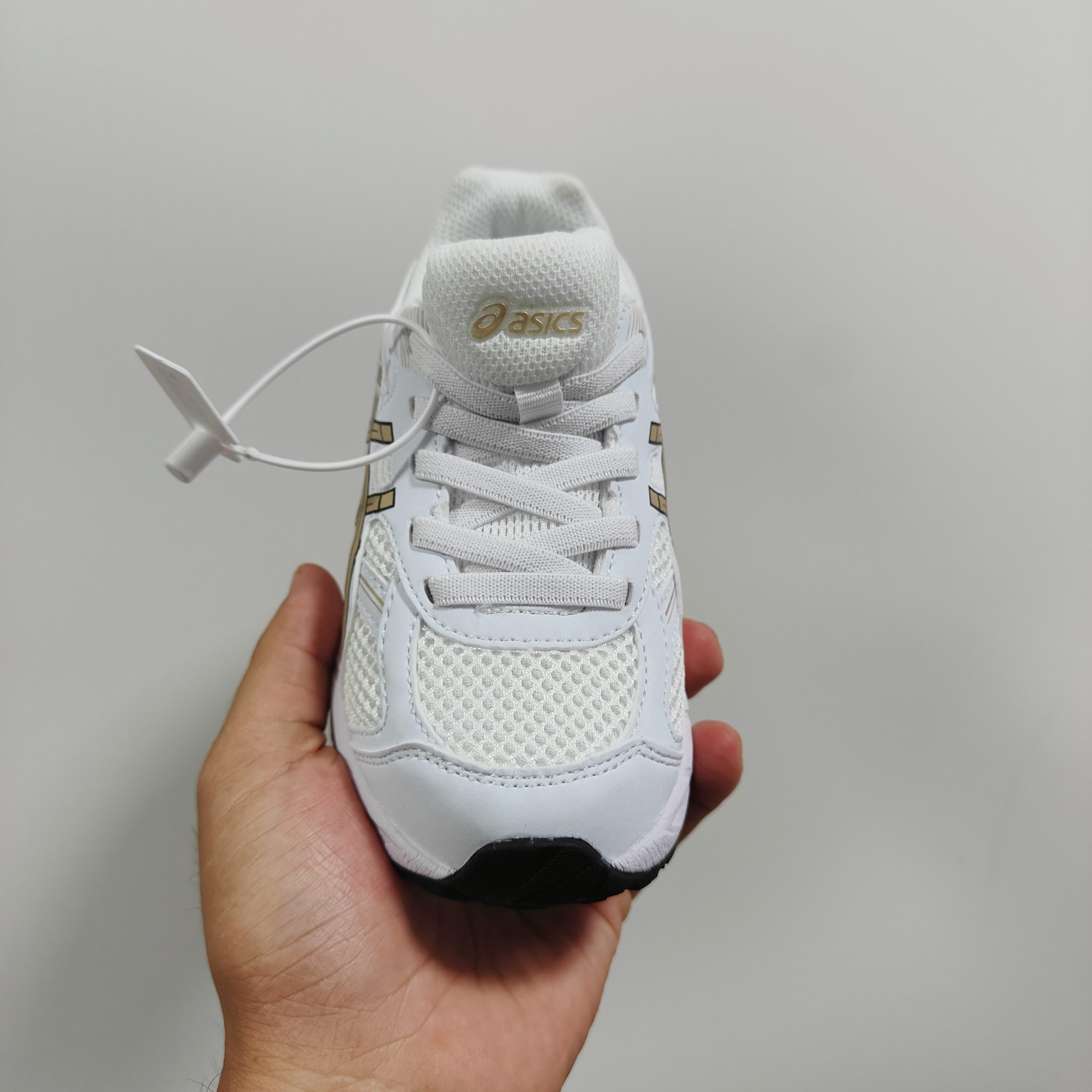 图片[4]-A家亚瑟gs童鞋25秋冬缓震跑步鞋GEL胶柔韧舒适缓冲 尺码：儿童26-37码 兔子带松紧带 官方新品 买一单省几百块，就是现在 真的期待了好久，终于来咯👏🏻 囤起来开春必备❤️橡胶轻便组合防滑大底 松紧带设计，海玻璃鞋垫超舒适☁️ 经典老爹款式，潮范儿十足🆒 超爱的新品🆕自留推荐❤️-选品中心