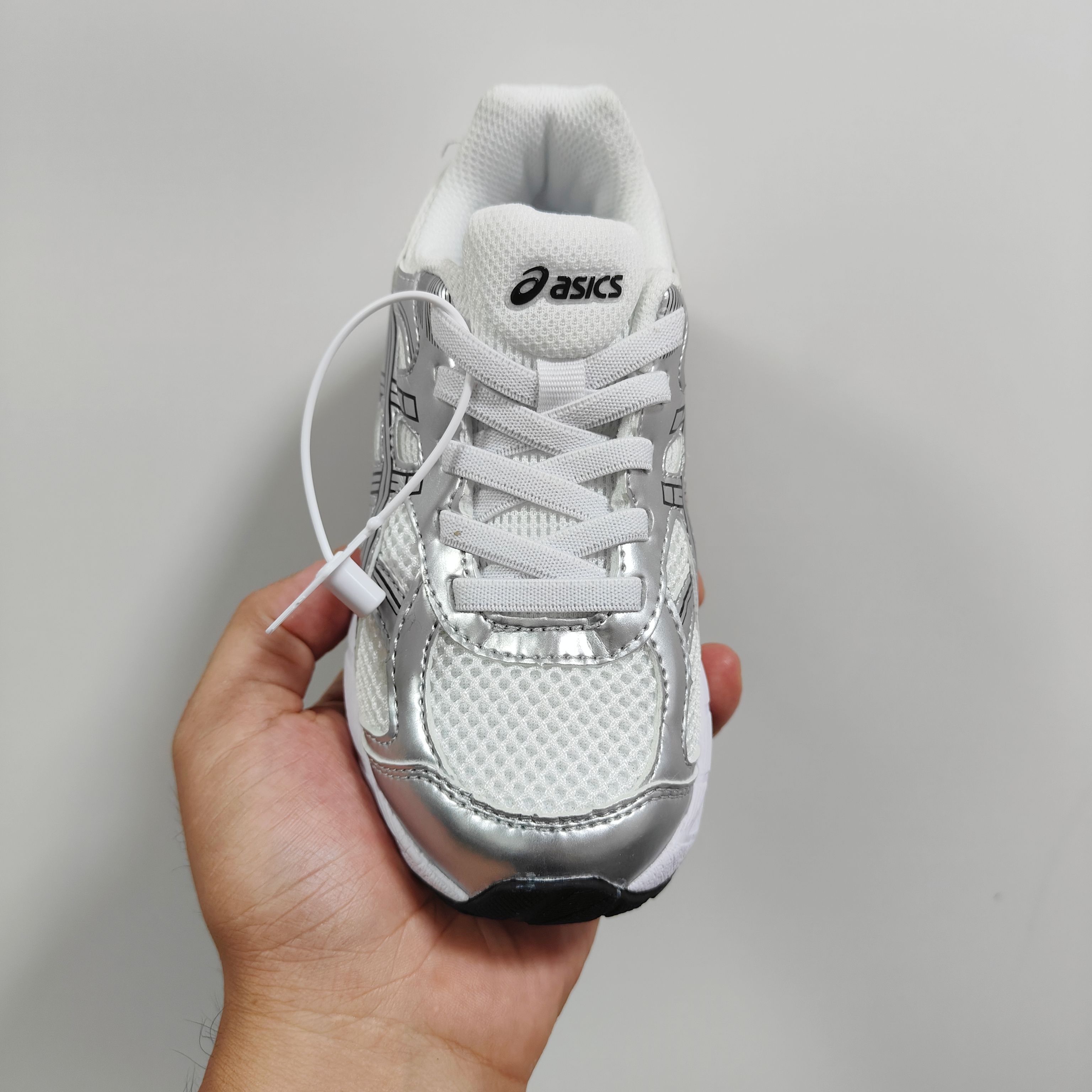 图片[4]-A家亚瑟gs童鞋25秋冬缓震跑步鞋GEL胶柔韧舒适缓冲 尺码：儿童26-37码 兔子带松紧带 官方新品 买一单省几百块，就是现在 真的期待了好久，终于来咯👏🏻 囤起来开春必备❤️橡胶轻便组合防滑大底 松紧带设计，海玻璃鞋垫超舒适☁️ 经典老爹款式，潮范儿十足🆒 超爱的新品🆕自留推荐❤️-选品中心