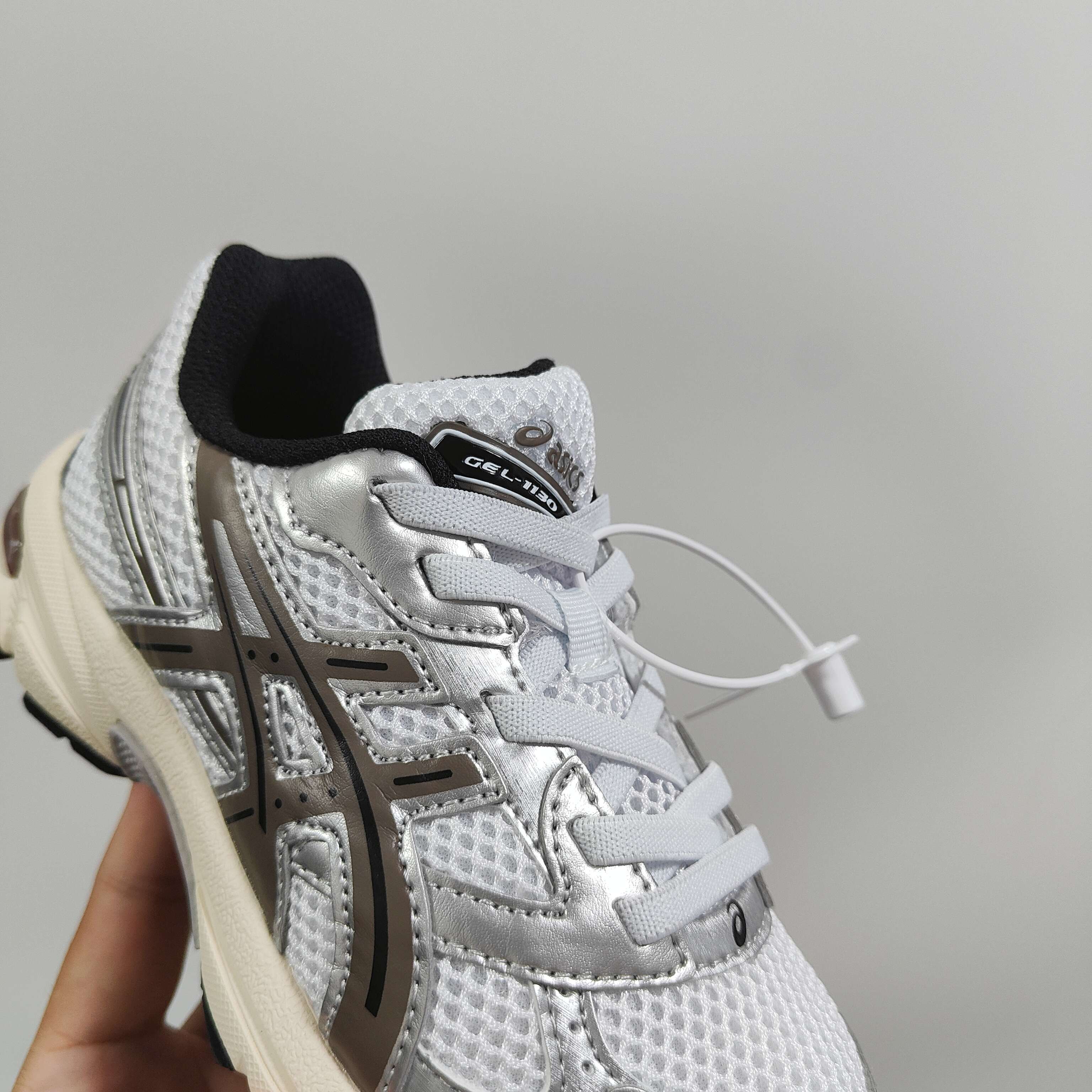 图片[7]-新款出货放 A家亚瑟1130童鞋25秋冬缓震跑步鞋GEL胶柔韧舒适缓冲 尺码：儿童26-37码 兔子带松紧带 官方新品 买一单省几百块，就是现在 真的期待了好久，终于来咯👏🏻 囤起来开春必备❤️橡胶轻便组合防滑大底 松紧带设计，海玻璃鞋垫超舒适☁️ 经典老爹款式，潮范儿十足🆒 超爱的新品🆕自留推荐-选品中心