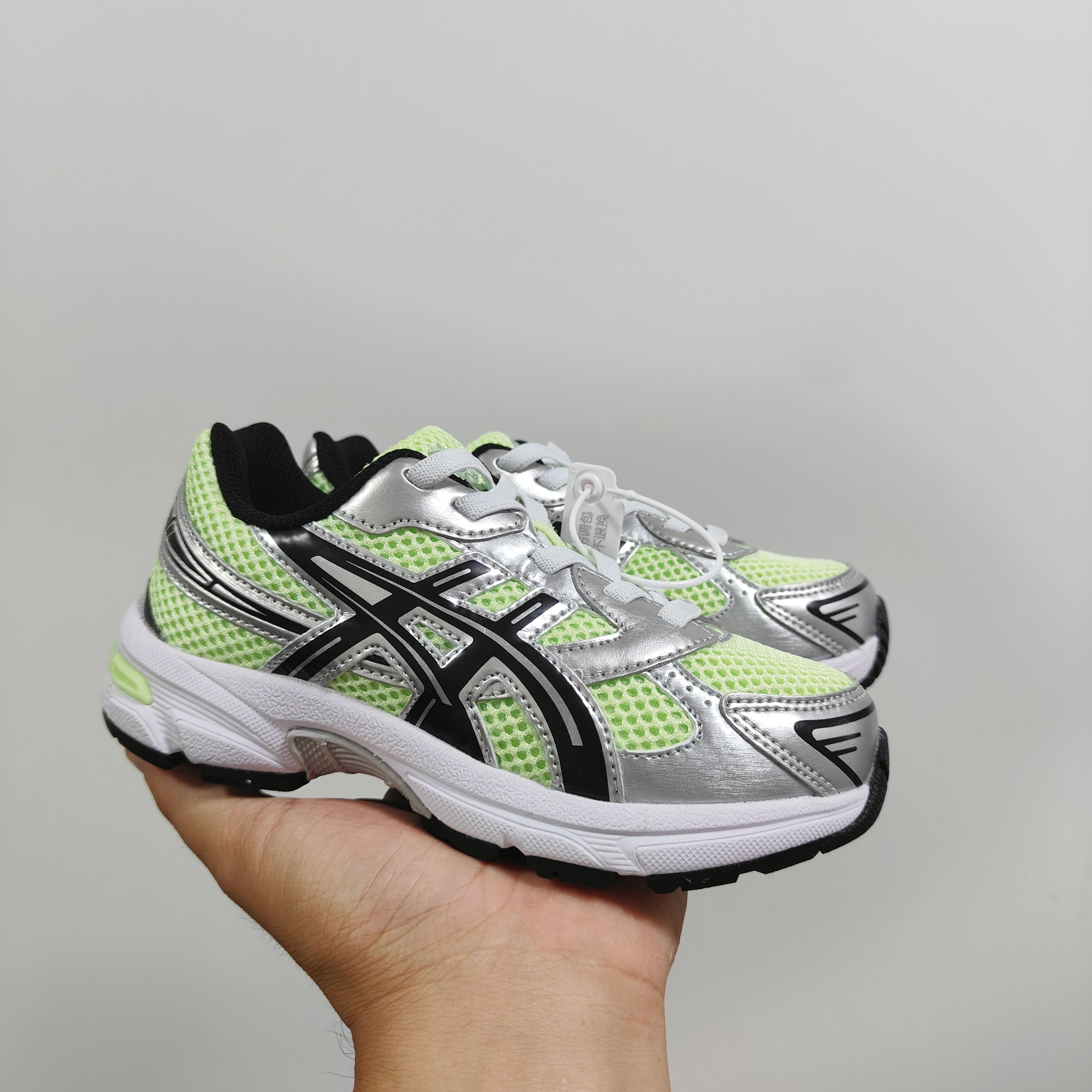 图片[2]-新款出货放 A家亚瑟1130童鞋25秋冬缓震跑步鞋GEL胶柔韧舒适缓冲 尺码：儿童26-37码 兔子带松紧带 官方新品 买一单省几百块，就是现在 真的期待了好久，终于来咯👏🏻 囤起来开春必备❤️橡胶轻便组合防滑大底 松紧带设计，海玻璃鞋垫超舒适☁️ 经典老爹款式，潮范儿十足🆒 超爱的新品🆕自留推荐-选品中心