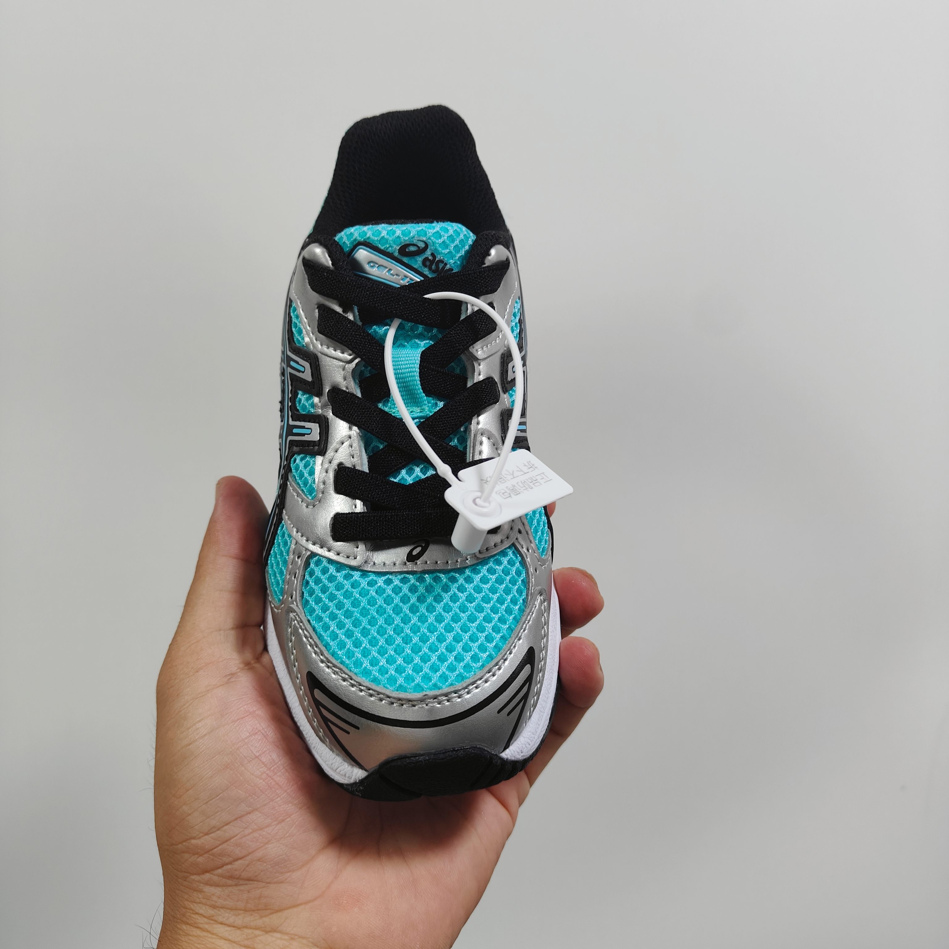 图片[4]-新款出货 A家亚瑟1130童鞋25秋冬缓震跑步鞋GEL胶柔韧舒适缓冲 尺码：儿童26-37码 兔子带松紧带 官方新品 买一单省几百块，就是现在 真的期待了好久，终于来咯👏🏻 囤起来开春必备❤️橡胶轻便组合防滑大底 松紧带设计，海玻璃鞋垫超舒适☁️ 经典老爹款式，潮范儿十足🆒 超爱的新品🆕自留推荐-选品中心