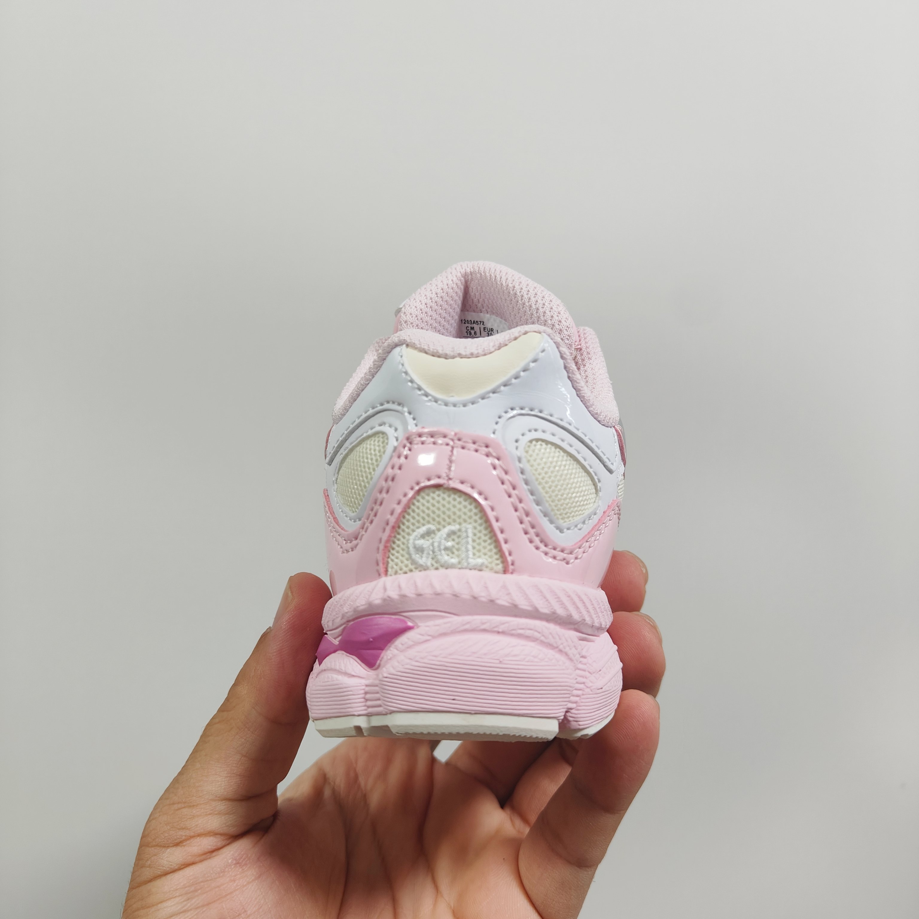 图片[5]-另一工厂 亚瑟士nyc童鞋 26-37 25秋冬缓震跑步鞋GEL胶柔韧舒适缓冲，橡胶轻便组合防滑大底 松紧带设计，海玻璃鞋垫超舒适☁️-选品中心