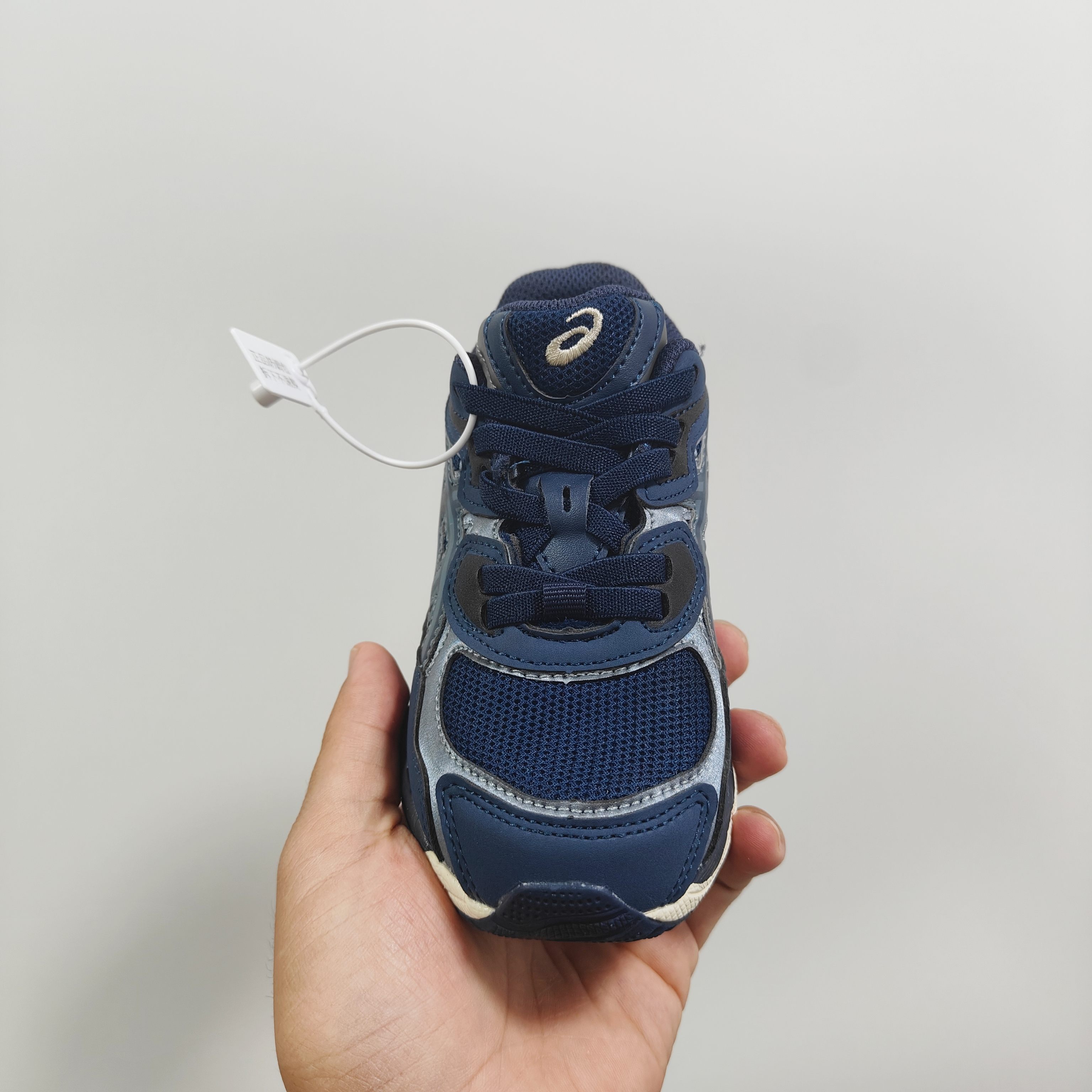 图片[4]-新款出货放 A家亚瑟nyc童鞋25秋冬缓震跑步鞋GEL胶柔韧舒适缓冲 尺码：儿童26-37码 兔子带松紧带 官方新品 买一单省几百块，就是现在 真的期待了好久，终于来咯👏🏻 囤起来开春必备❤️橡胶轻便组合防滑大底 松紧带设计，海玻璃鞋垫超舒适☁️ 经典老爹款式，潮范儿十足🆒 超爱的新品🆕自留推荐-选品中心