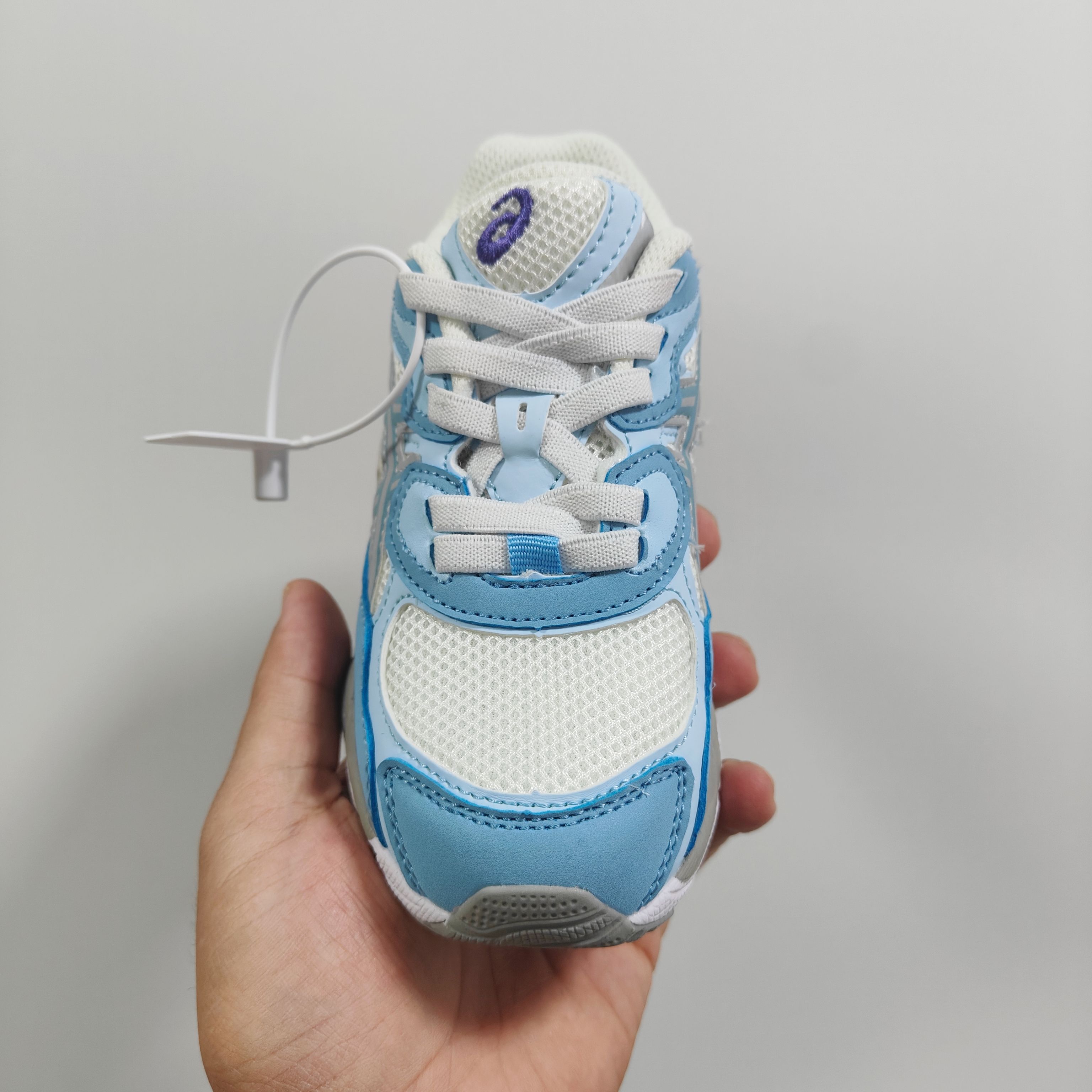 图片[4]-新款出货放 A家亚瑟nyc童鞋25秋冬缓震跑步鞋GEL胶柔韧舒适缓冲 尺码：儿童26-37码 兔子带松紧带 官方新品 买一单省几百块，就是现在 真的期待了好久，终于来咯👏🏻 囤起来开春必备❤️橡胶轻便组合防滑大底 松紧带设计，海玻璃鞋垫超舒适☁️ 经典老爹款式，潮范儿十足🆒 超爱的新品🆕自留推荐-选品中心