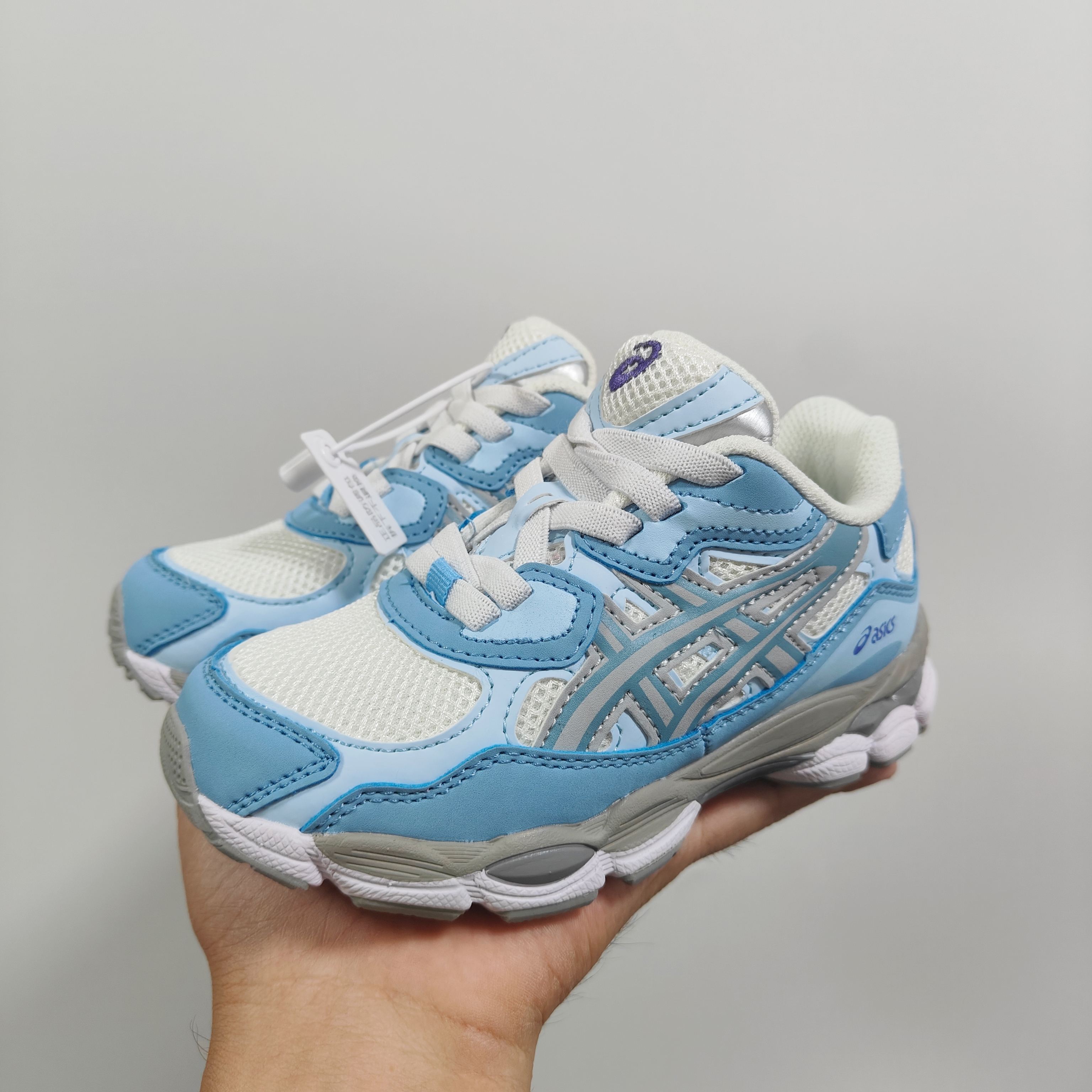 图片[8]-新款出货放 A家亚瑟nyc童鞋25秋冬缓震跑步鞋GEL胶柔韧舒适缓冲 尺码：儿童26-37码 兔子带松紧带 官方新品 买一单省几百块，就是现在 真的期待了好久，终于来咯👏🏻 囤起来开春必备❤️橡胶轻便组合防滑大底 松紧带设计，海玻璃鞋垫超舒适☁️ 经典老爹款式，潮范儿十足🆒 超爱的新品🆕自留推荐-选品中心