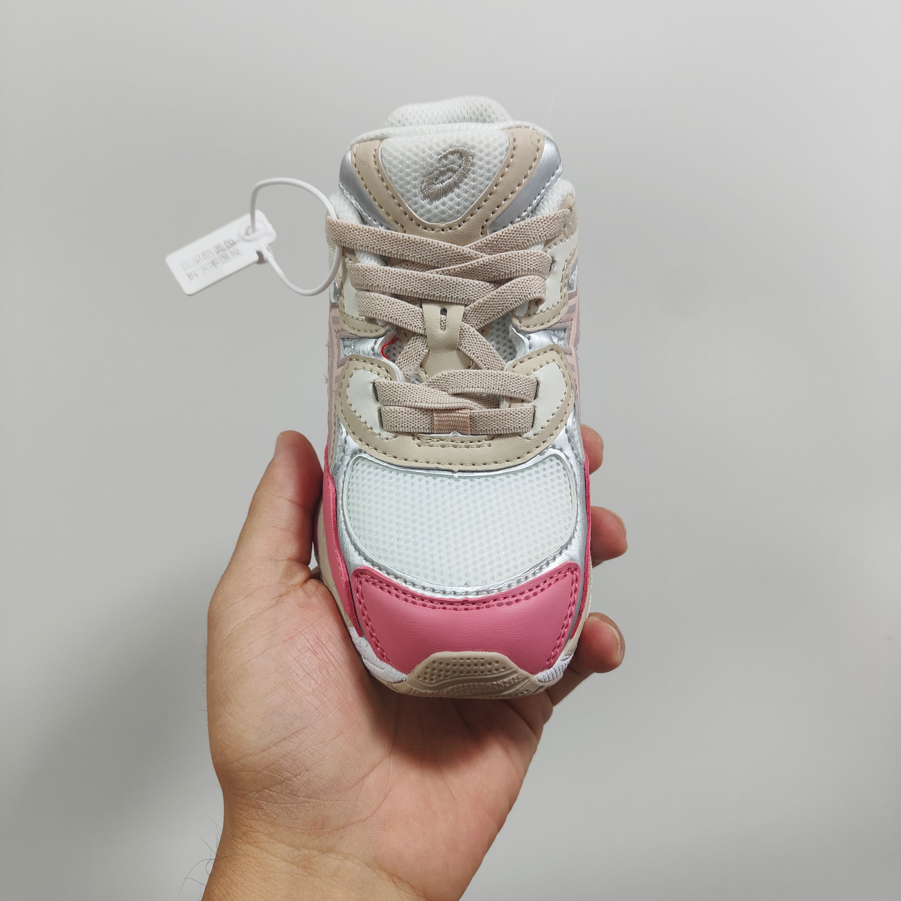 图片[4]-新款出货放 A家亚瑟nyc童鞋25秋冬缓震跑步鞋GEL胶柔韧舒适缓冲 尺码：儿童26-37码 兔子带松紧带 官方新品 买一单省几百块，就是现在 真的期待了好久，终于来咯👏🏻 囤起来开春必备❤️橡胶轻便组合防滑大底 松紧带设计，海玻璃鞋垫超舒适☁️ 经典老爹款式，潮范儿十足🆒 超爱的新品🆕自留推荐-选品中心