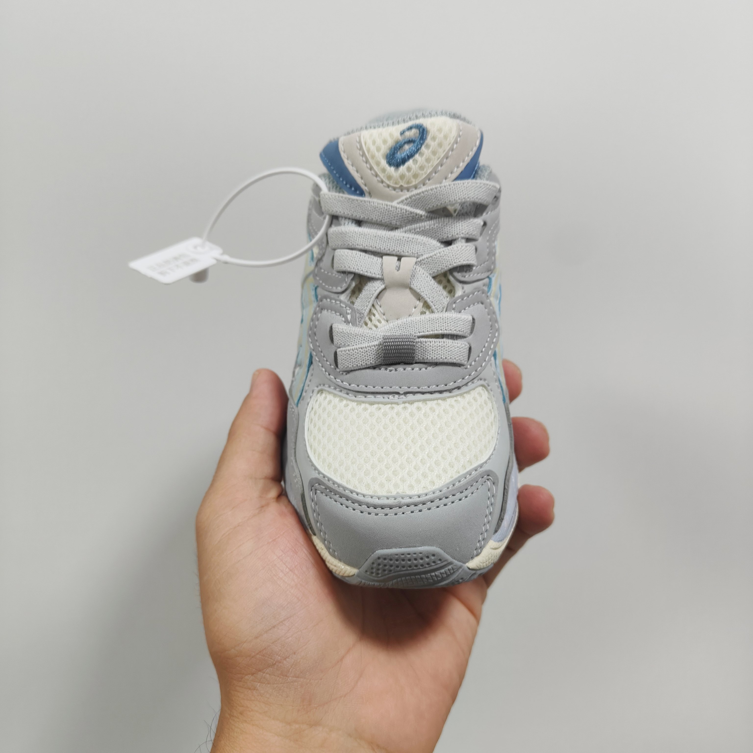 图片[4]-新款出货放 A家亚瑟nyc童鞋25秋冬缓震跑步鞋GEL胶柔韧舒适缓冲 尺码：儿童26-37码 兔子带松紧带 官方新品 买一单省几百块，就是现在 真的期待了好久，终于来咯👏🏻 囤起来开春必备❤️橡胶轻便组合防滑大底 松紧带设计，海玻璃鞋垫超舒适☁️ 经典老爹款式，潮范儿十足🆒 超爱的新品🆕自留推荐-选品中心