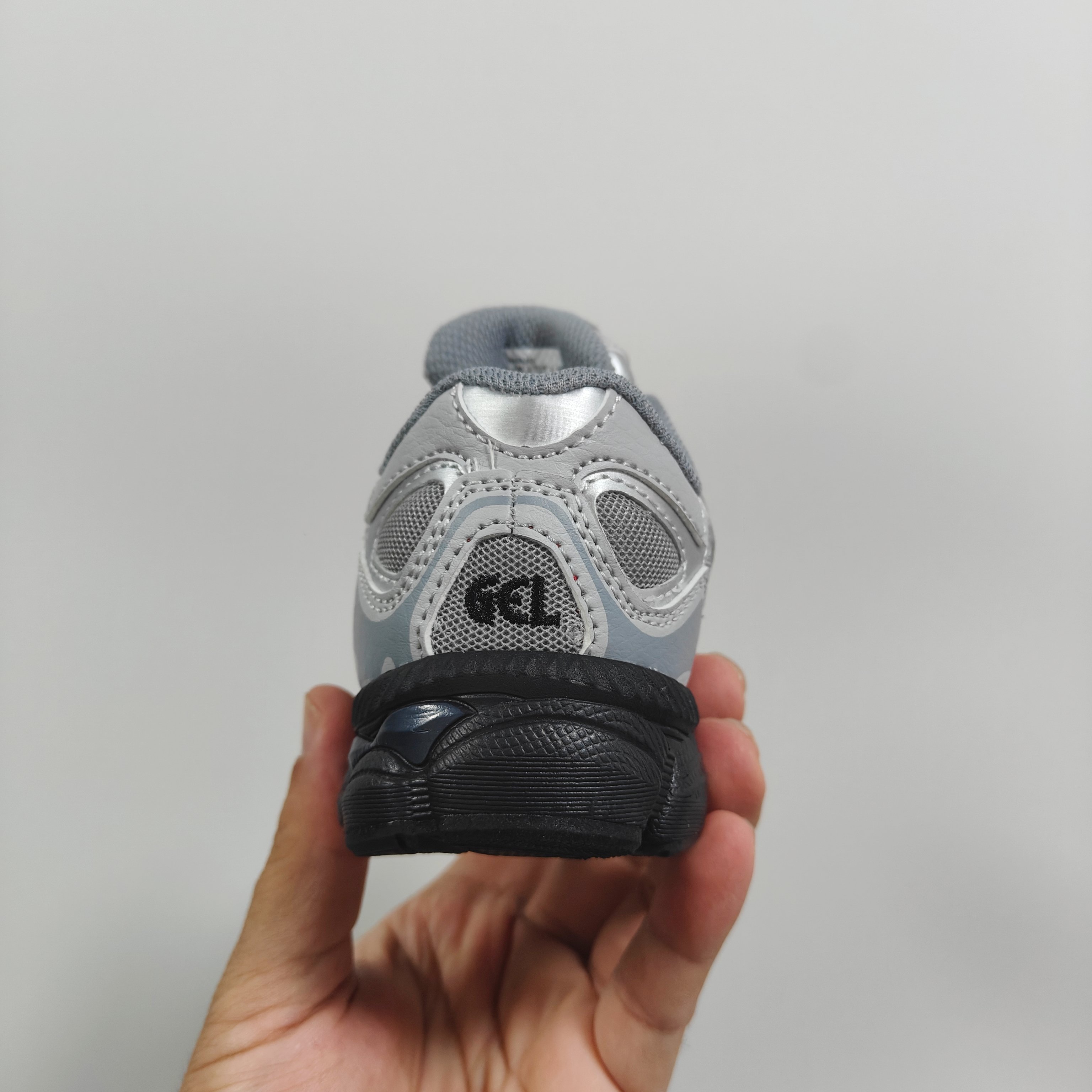 图片[5]-另一工厂 亚瑟士nyc童鞋 26-37 25秋冬缓震跑步鞋GEL胶柔韧舒适缓冲，橡胶轻便组合防滑大底 松紧带设计，海玻璃鞋垫超舒适☁️-选品中心