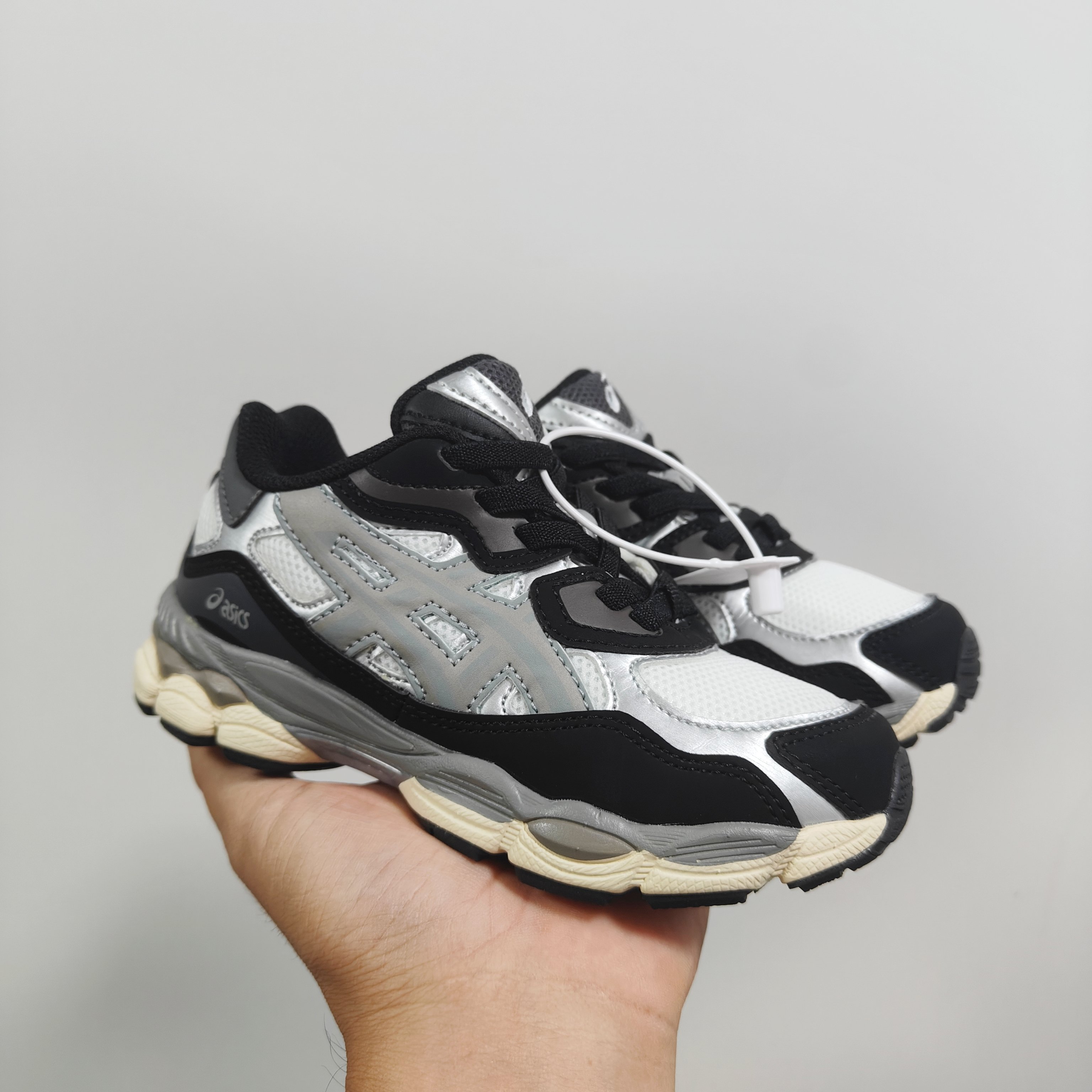 图片[2]-另一工厂 亚瑟士nyc童鞋 26-37 25秋冬缓震跑步鞋GEL胶柔韧舒适缓冲，橡胶轻便组合防滑大底 松紧带设计，海玻璃鞋垫超舒适☁️-选品中心