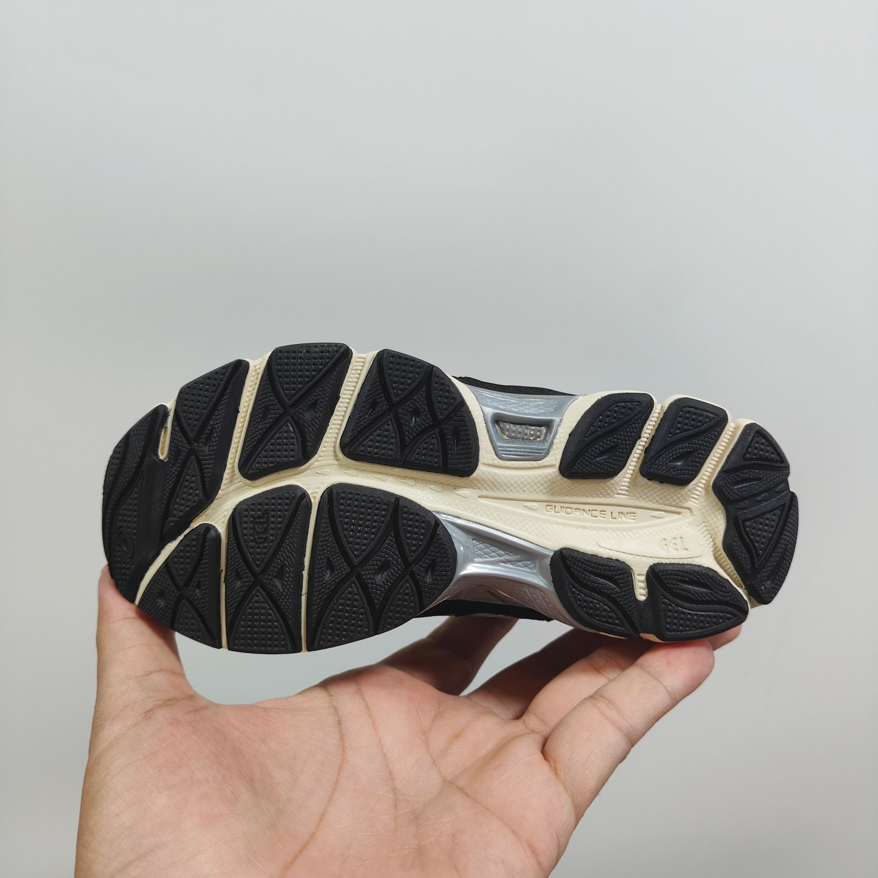 图片[6]-另一工厂 亚瑟士nyc童鞋 26-37 25秋冬缓震跑步鞋GEL胶柔韧舒适缓冲，橡胶轻便组合防滑大底 松紧带设计，海玻璃鞋垫超舒适☁️-选品中心