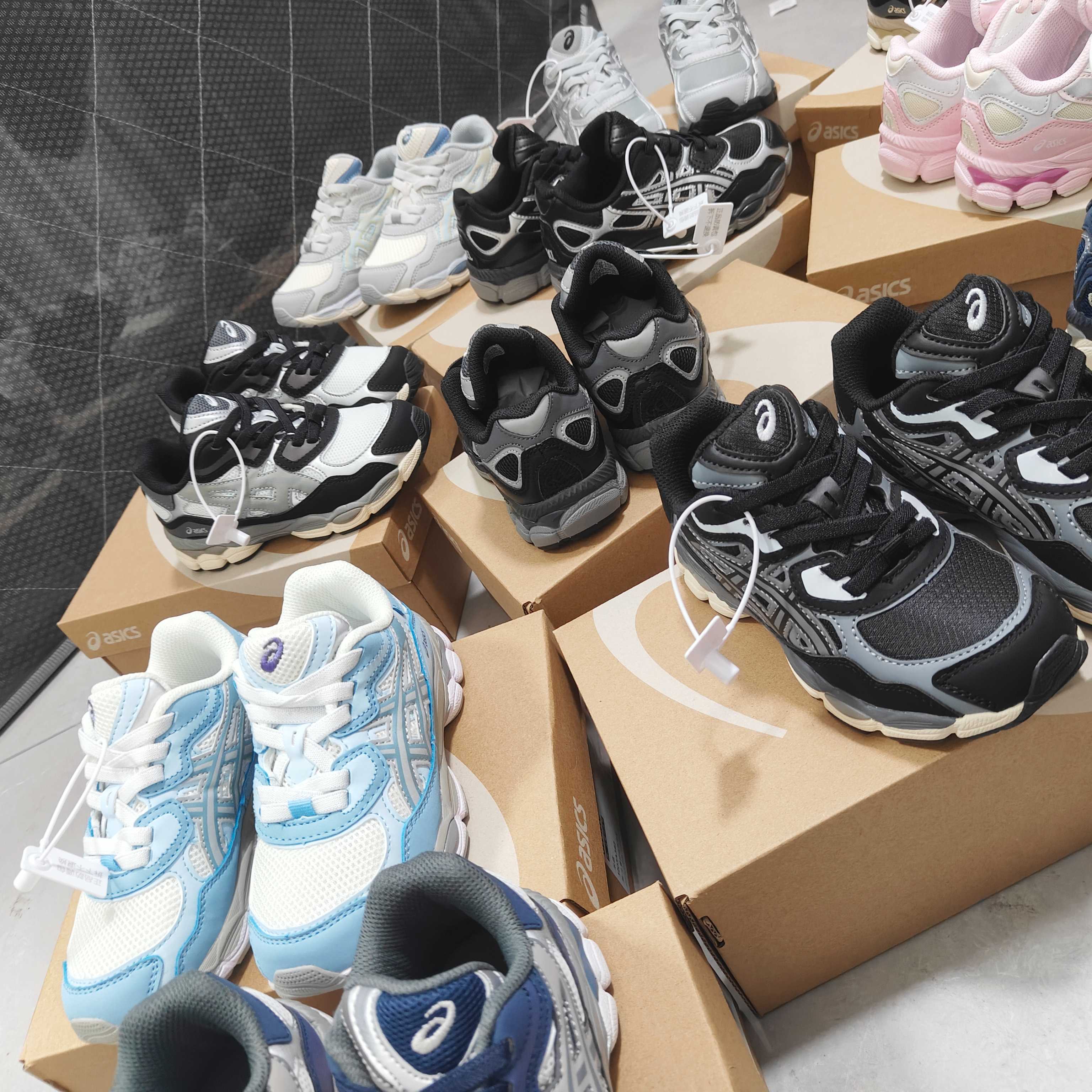 A家亚瑟nyc童鞋25秋冬缓震跑步鞋GEL胶柔韧舒适缓冲-选品中心