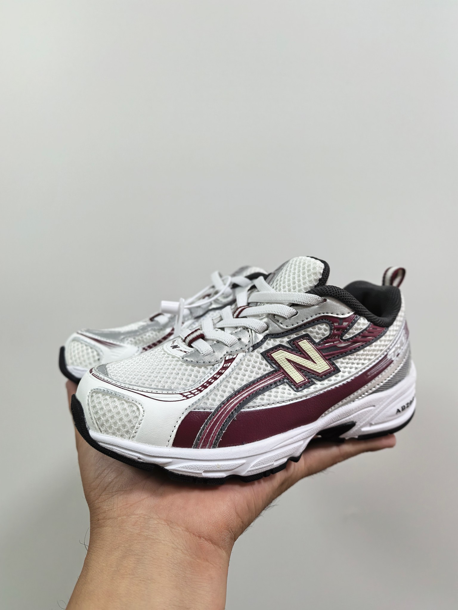 图片[8]-新配色出。 官方新品 NB 740童鞋26-37码 该系列传承了品牌的诸多优点，大胆创新！堪称经典系列里的经典，也是最为热门的系列！时隔一年，再次带来的童鞋，必属重磅～-选品中心