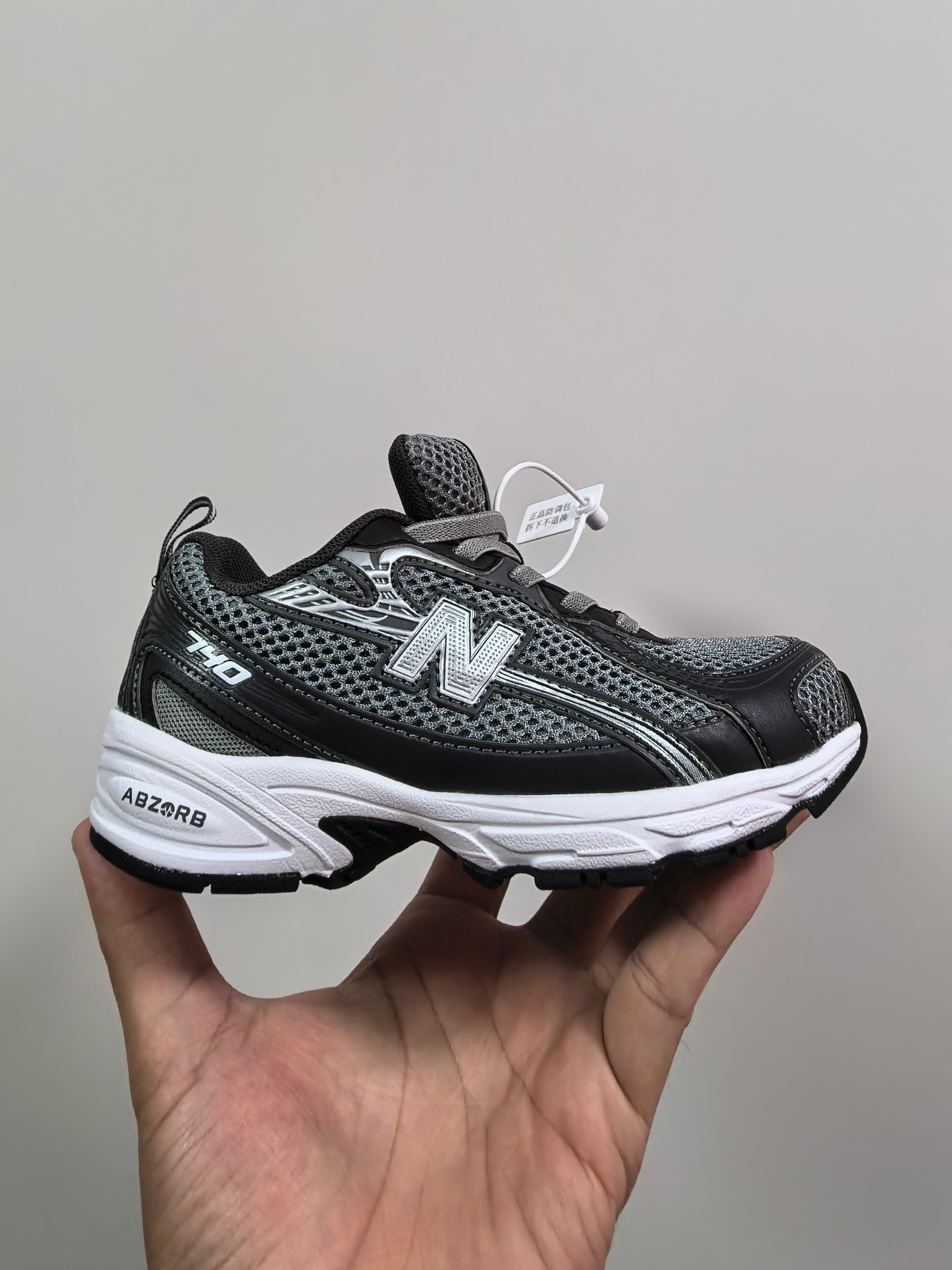 图片[3]-新配色出。 官方新品 NB 740童鞋26-37码 该系列传承了品牌的诸多优点，大胆创新！堪称经典系列里的经典，也是最为热门的系列！时隔一年，再次带来的童鞋，必属重磅～-选品中心