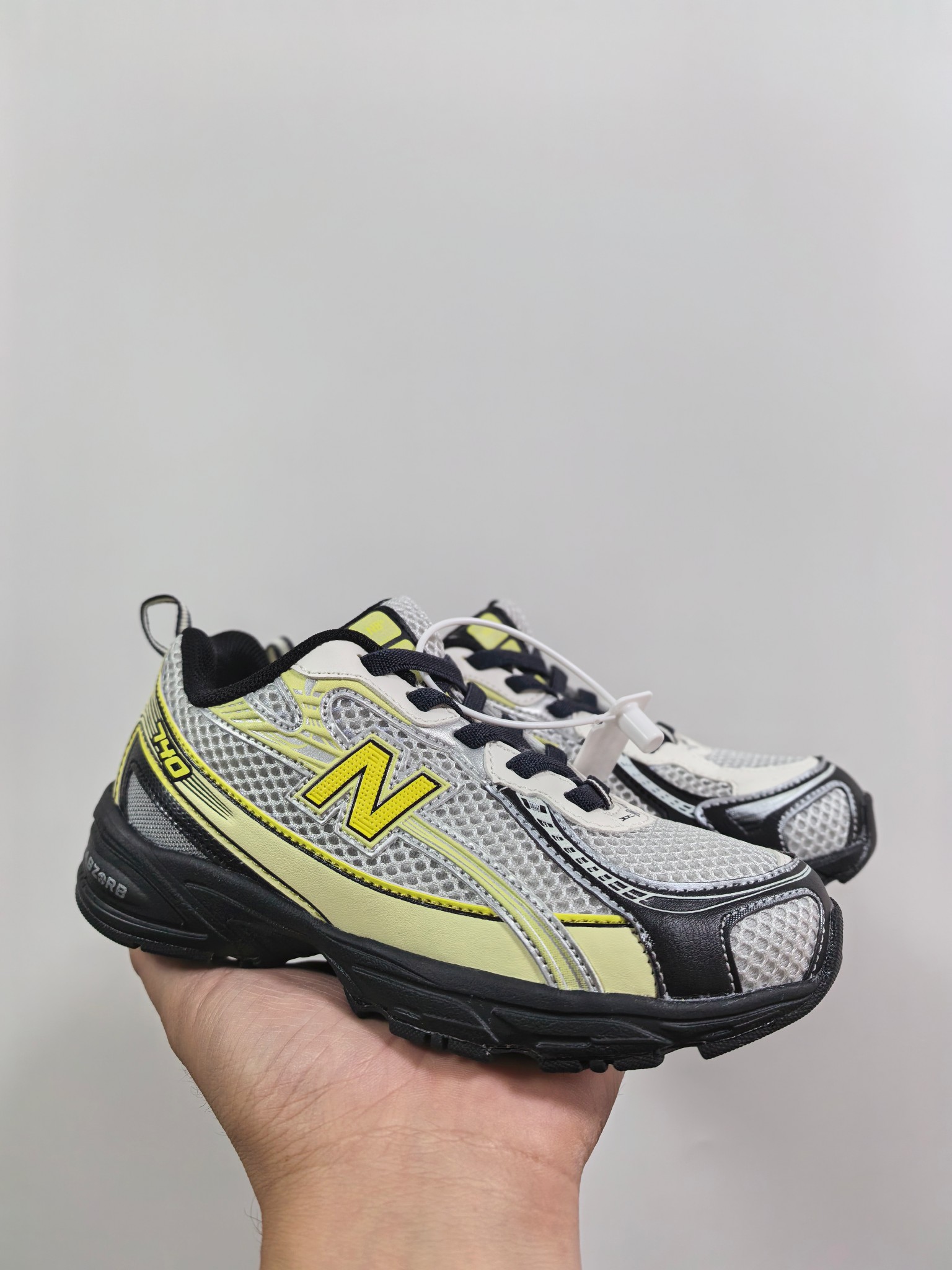 图片[2]-新配色出。 官方新品 NB 740童鞋26-37码 该系列传承了品牌的诸多优点，大胆创新！堪称经典系列里的经典，也是最为热门的系列！时隔一年，再次带来的童鞋，必属重磅～-选品中心