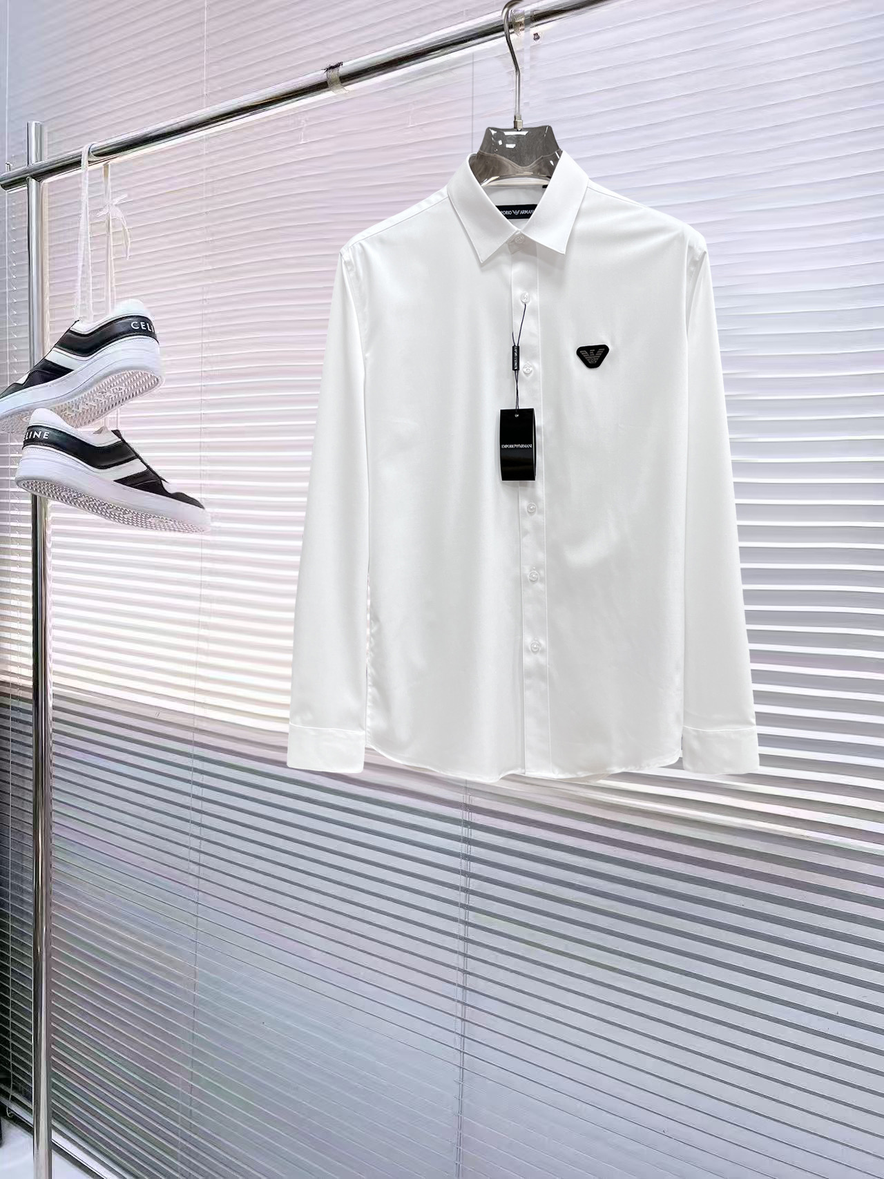 _dRi9sIW-r3hS5uDVX-v-4oysHyzfRGvfhffmNkg