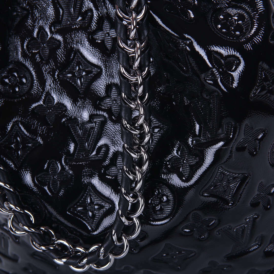 Louis Vuitton Noé Bag Black Monogram Embossed Leather, 23 cm 5 i1732510086 2402 0