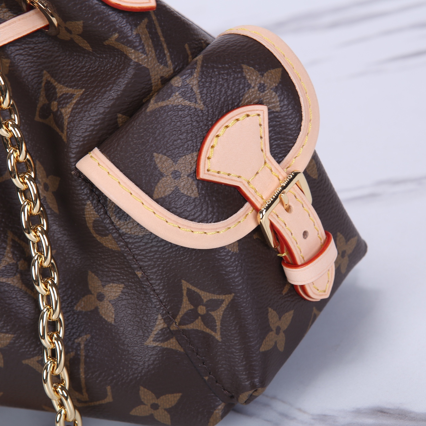 Louis Vuitton Odysée Monogram Canvas Bag, 27 cm - Stylish & Functional 10 i1747388098329 8918 0 8